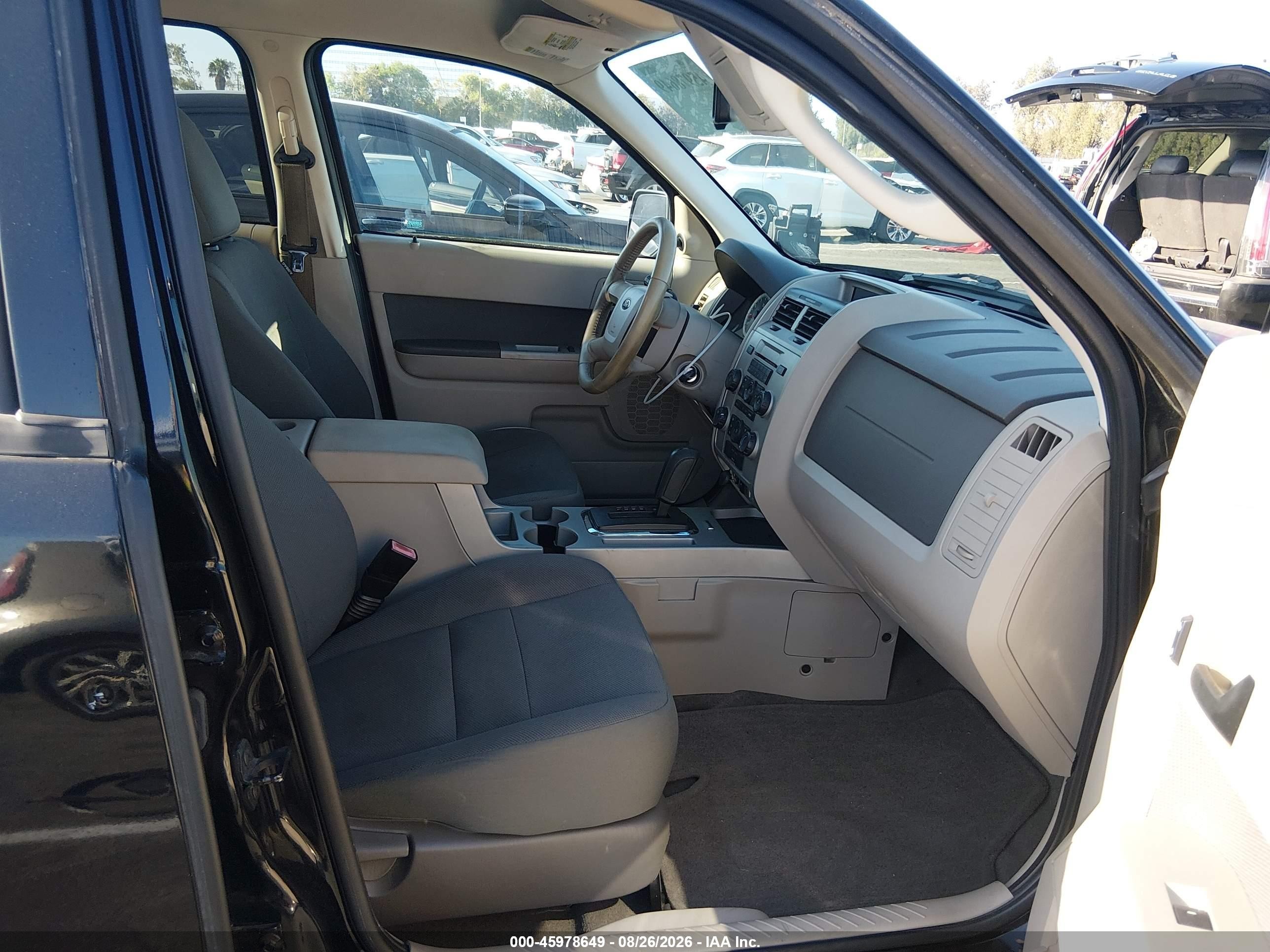 2009 Ford Escape Xlt Black vin: 1FMCU03709KC97326