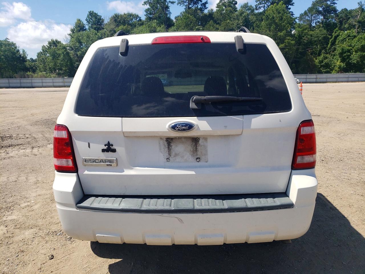 2009 Ford Escape Xlt White vin: 1FMCU03719KA03061