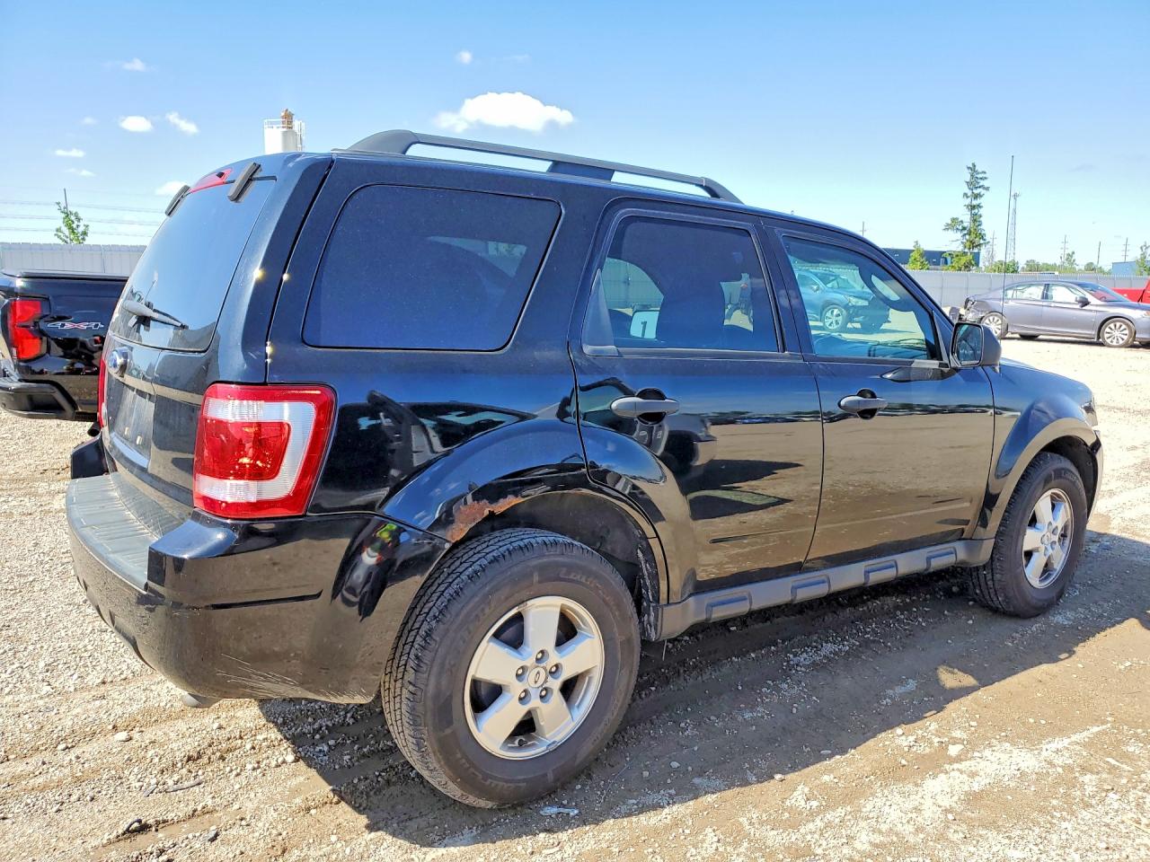 2009 Ford Escape Xlt Black vin: 1FMCU03719KA03612