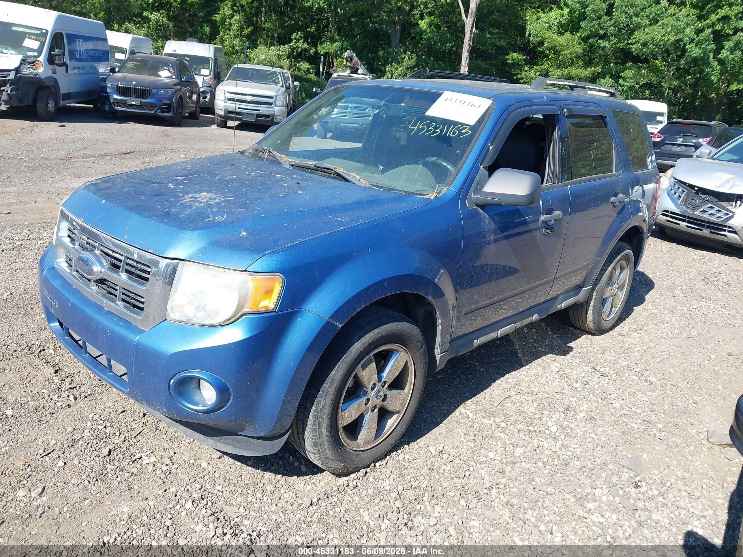 2009 Ford Escape Xlt Blue vin: 1FMCU03719KB28402