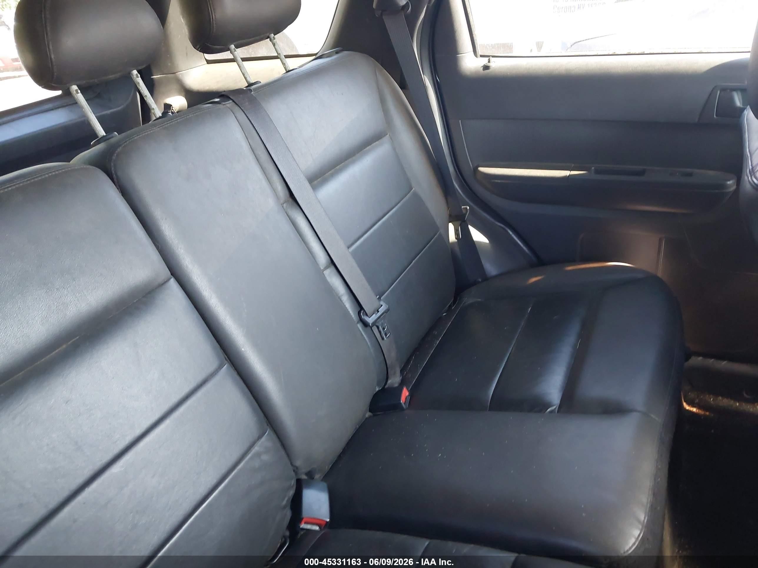 2009 Ford Escape Xlt Blue vin: 1FMCU03719KB28402