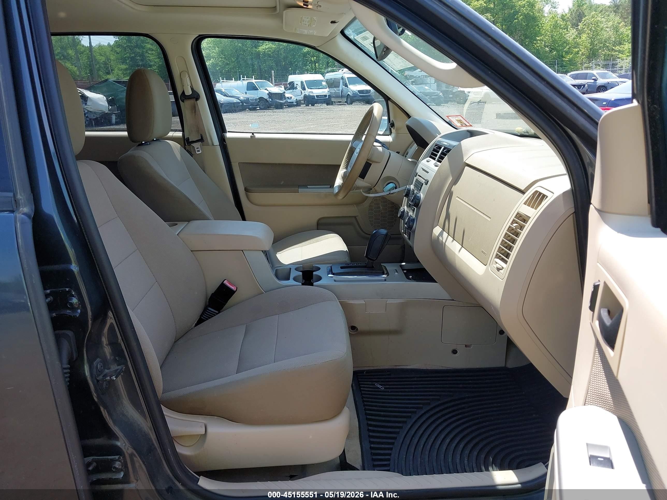 2009 Ford Escape Xlt Gray vin: 1FMCU03719KD00119
