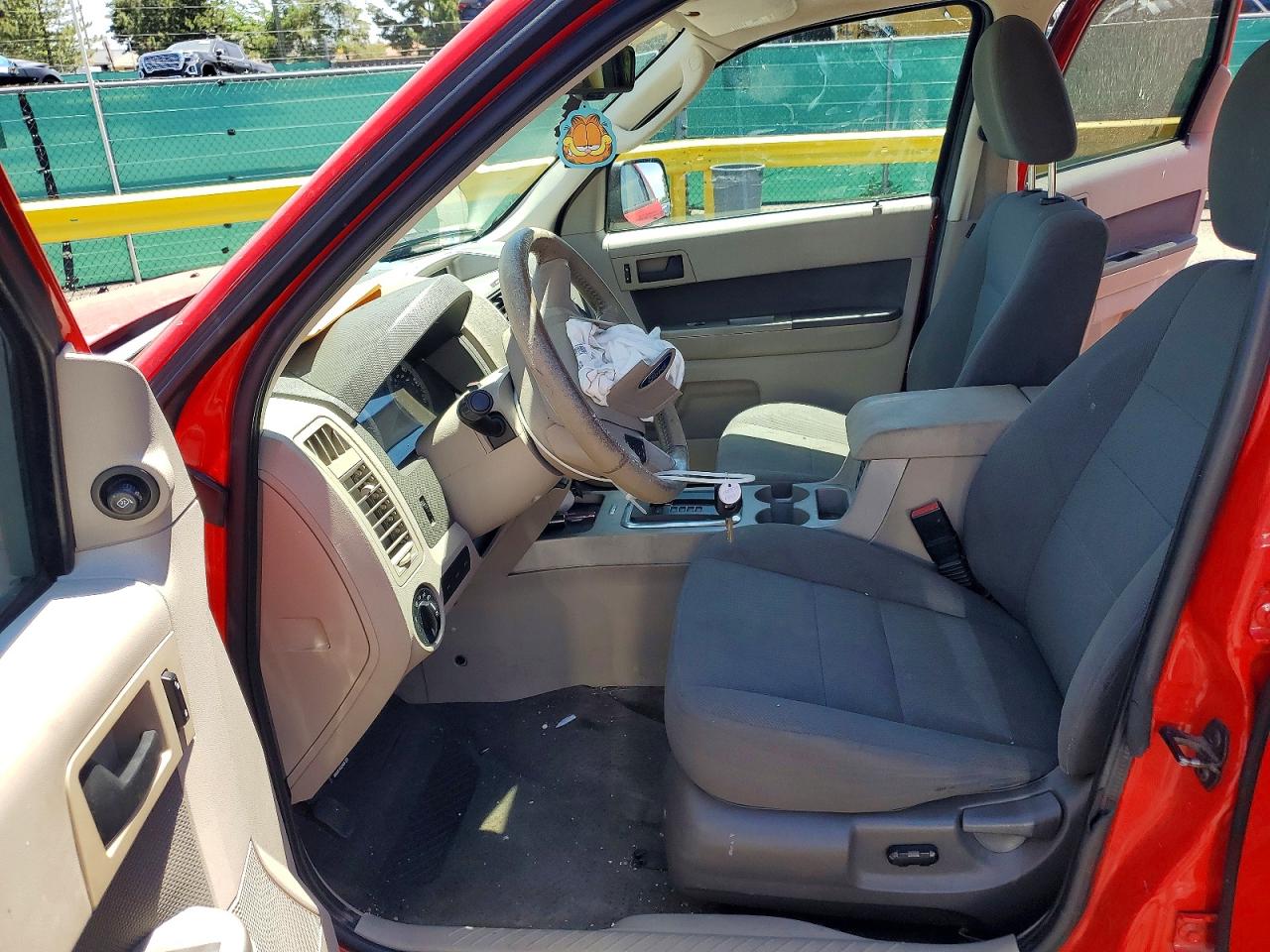 2009 Ford Escape Xlt Красный vin: 1FMCU03729KA19687