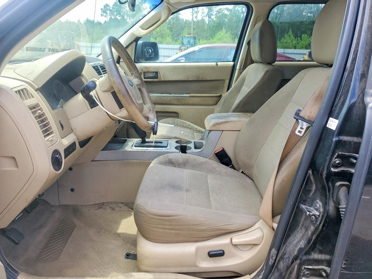 2009 Ford Escape Xlt Black vin: 1FMCU03729KB46651