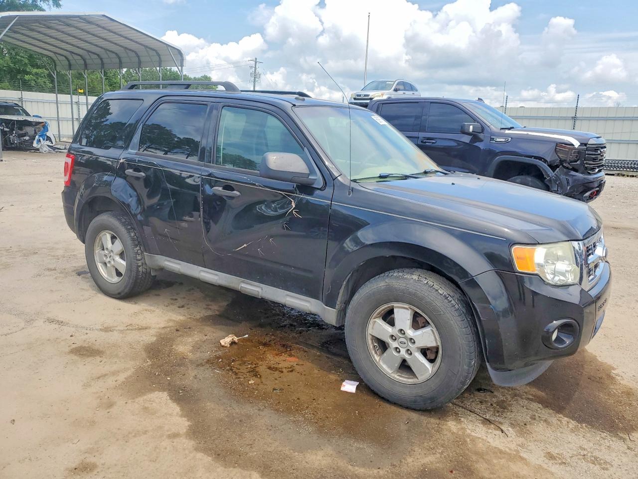 2009 Ford Escape Xlt Black vin: 1FMCU03729KB46651