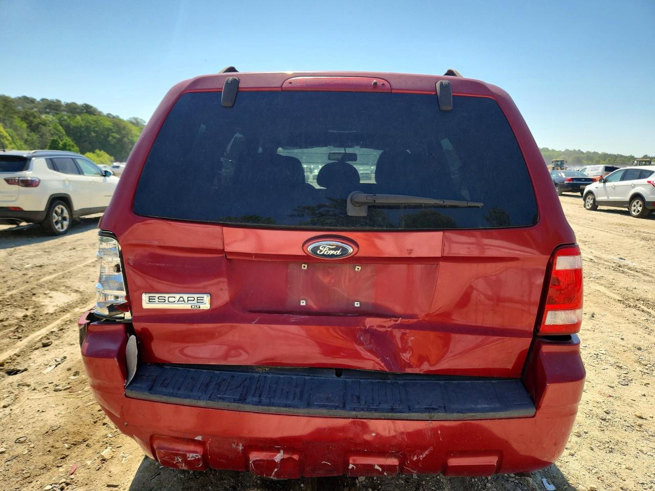 2009 Ford Escape Xlt Red vin: 1FMCU03729KC03334