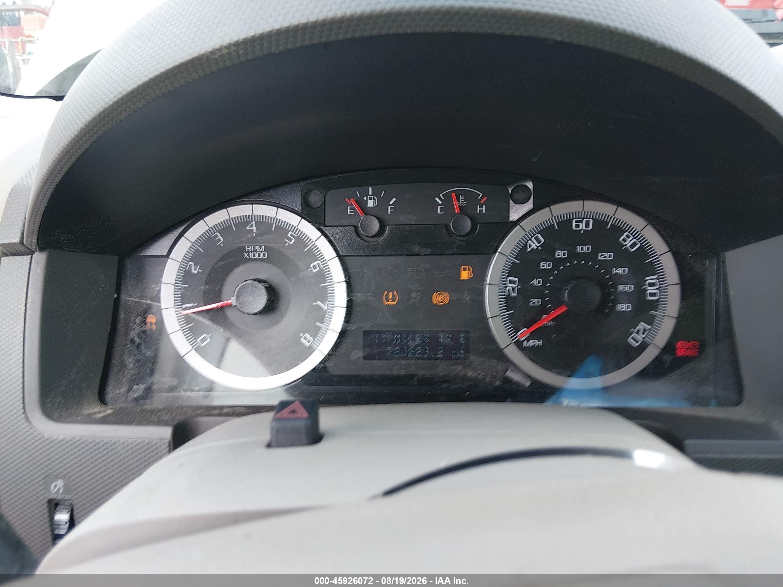 2009 Ford Escape Xlt Cream vin: 1FMCU03729KD01361