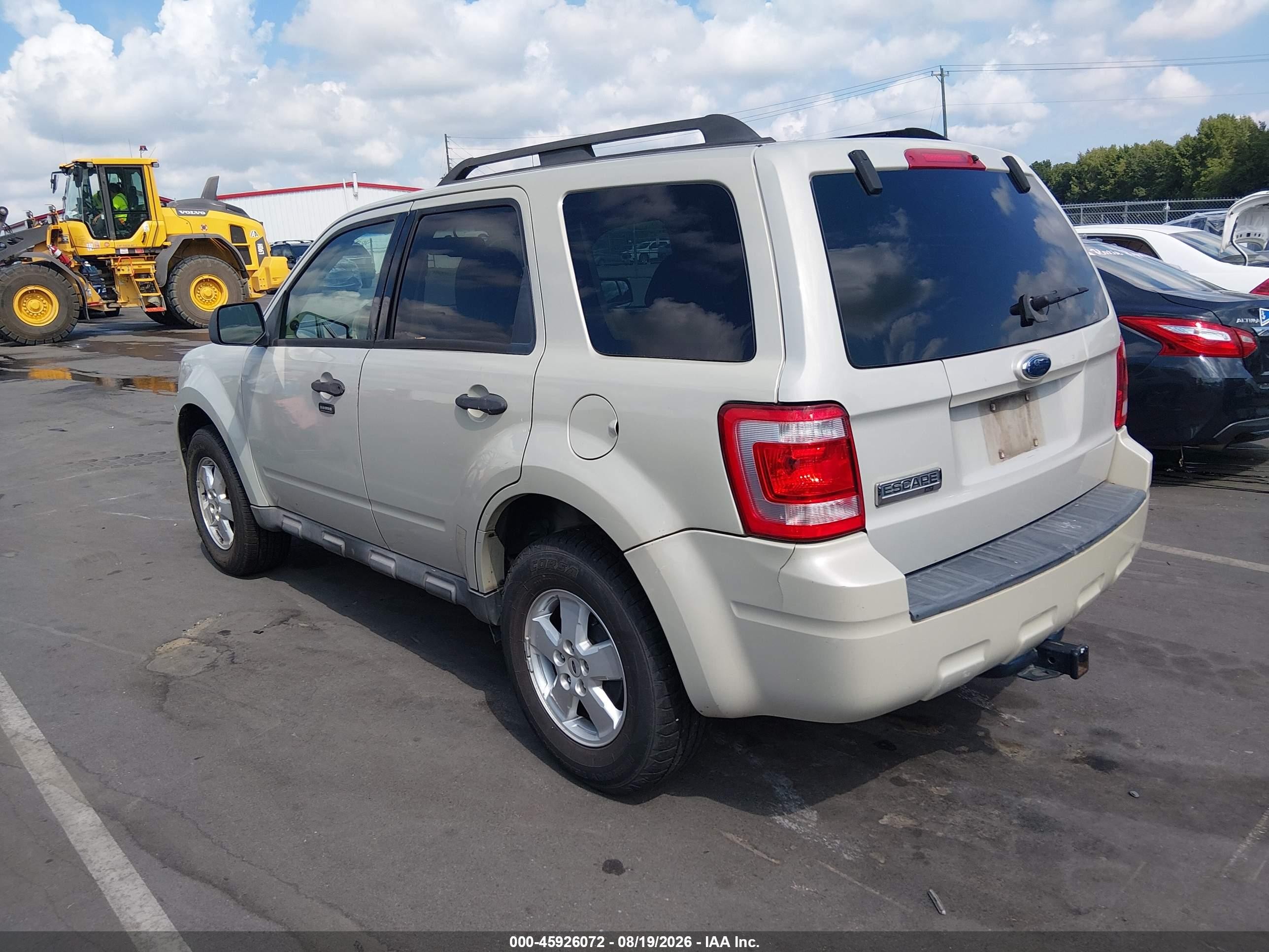 2009 Ford Escape Xlt Cream vin: 1FMCU03729KD01361