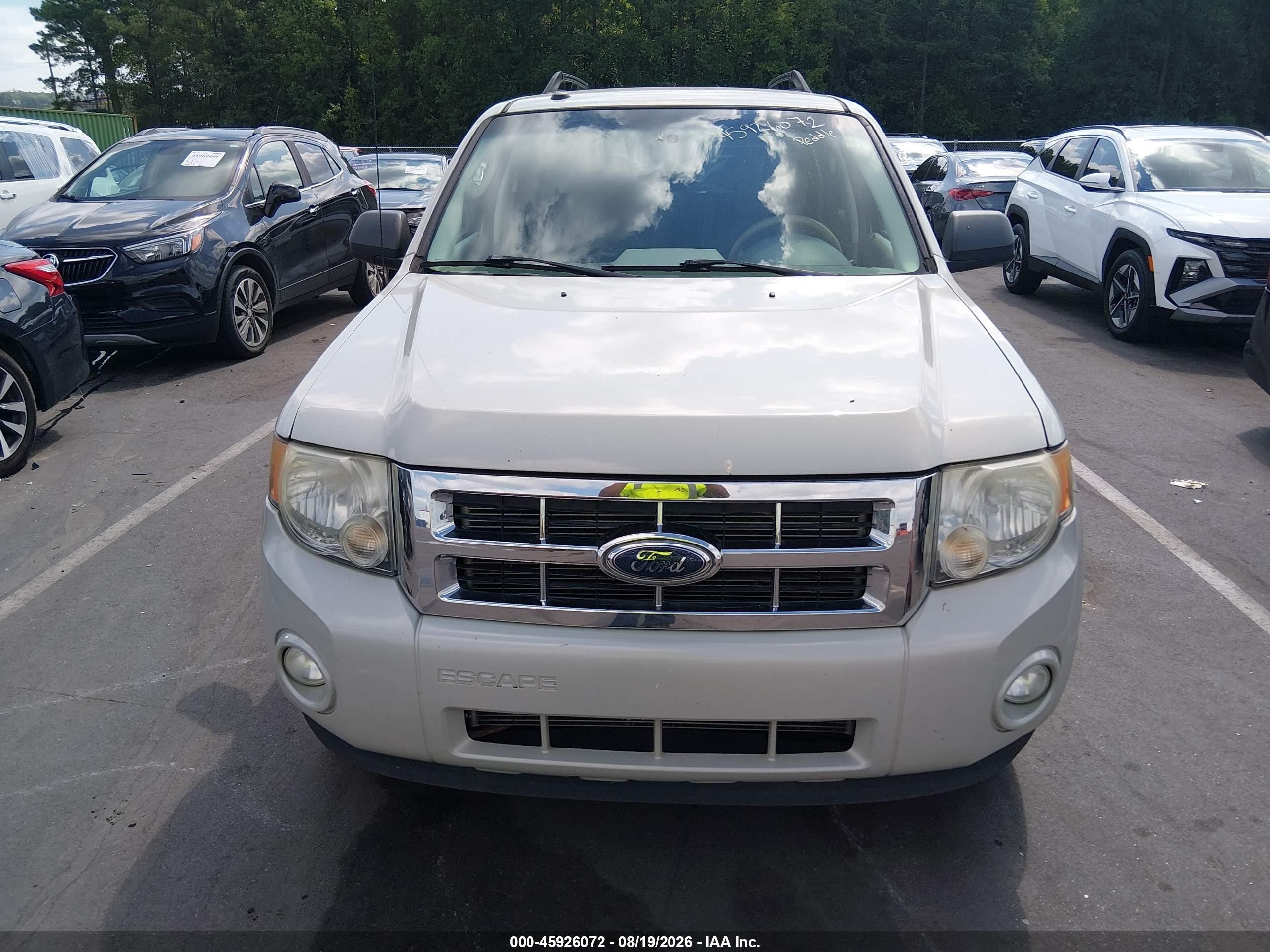 2009 Ford Escape Xlt Cream vin: 1FMCU03729KD01361