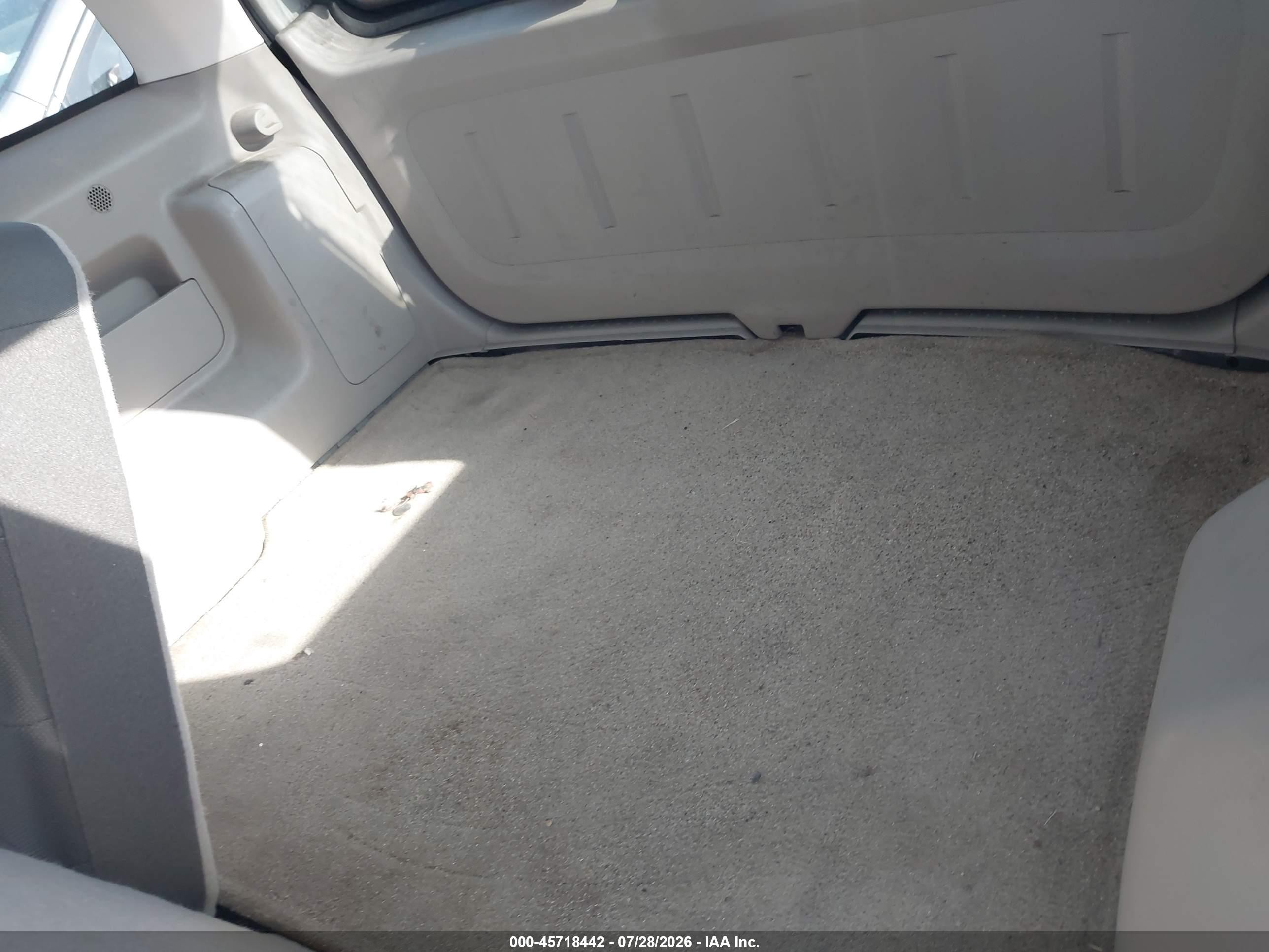2009 Ford Escape Xlt White vin: 1FMCU03739KA21397