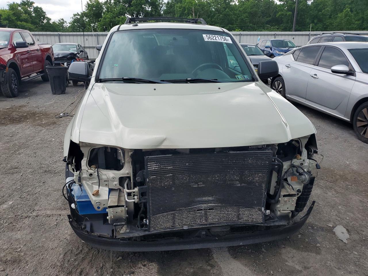 2009 Ford Escape Xlt White vin: 1FMCU03749KA87540