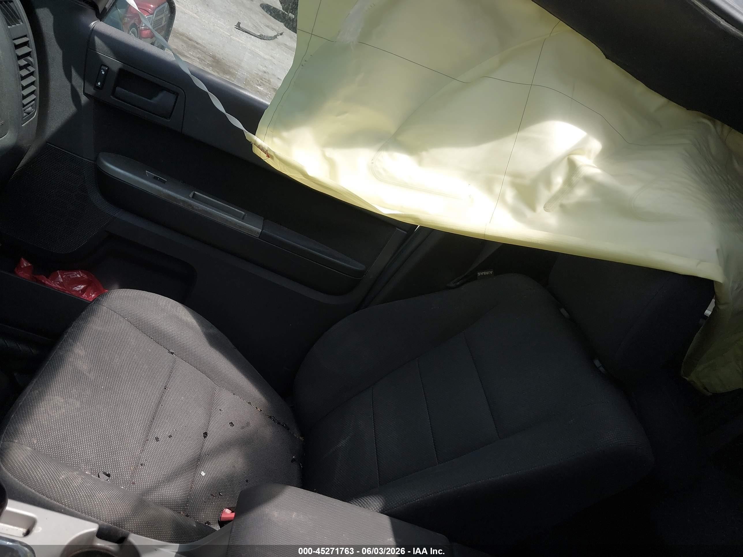 2009 Ford Escape Xlt Черный vin: 1FMCU03759KA26004