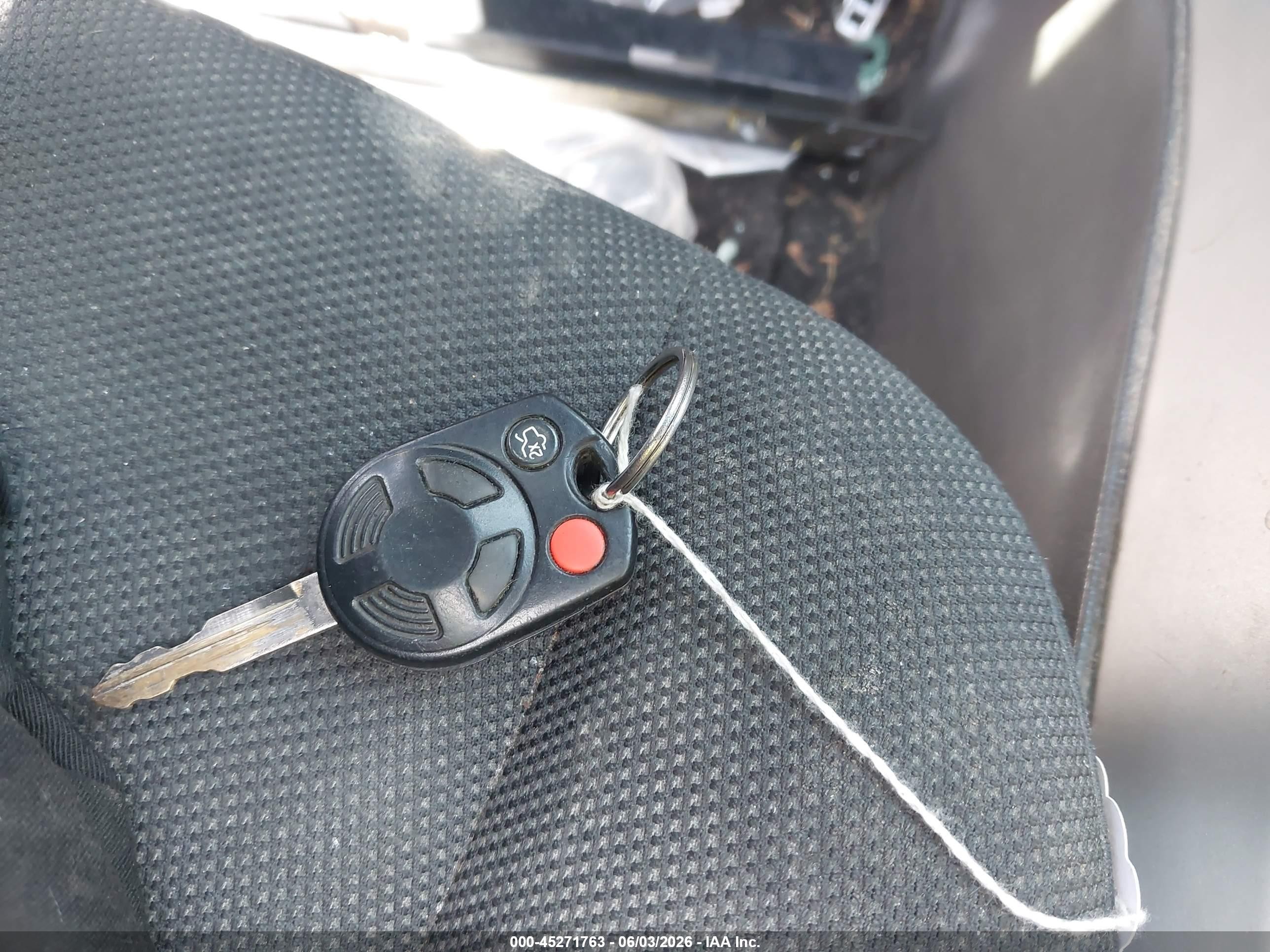 2009 Ford Escape Xlt Черный vin: 1FMCU03759KA26004