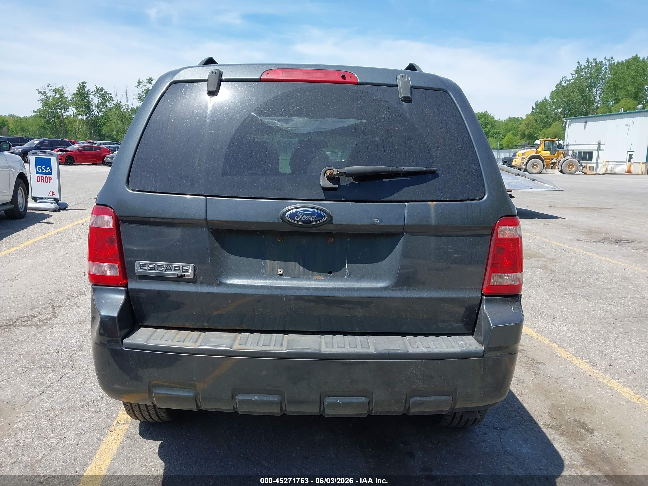 2009 Ford Escape Xlt Черный vin: 1FMCU03759KA26004