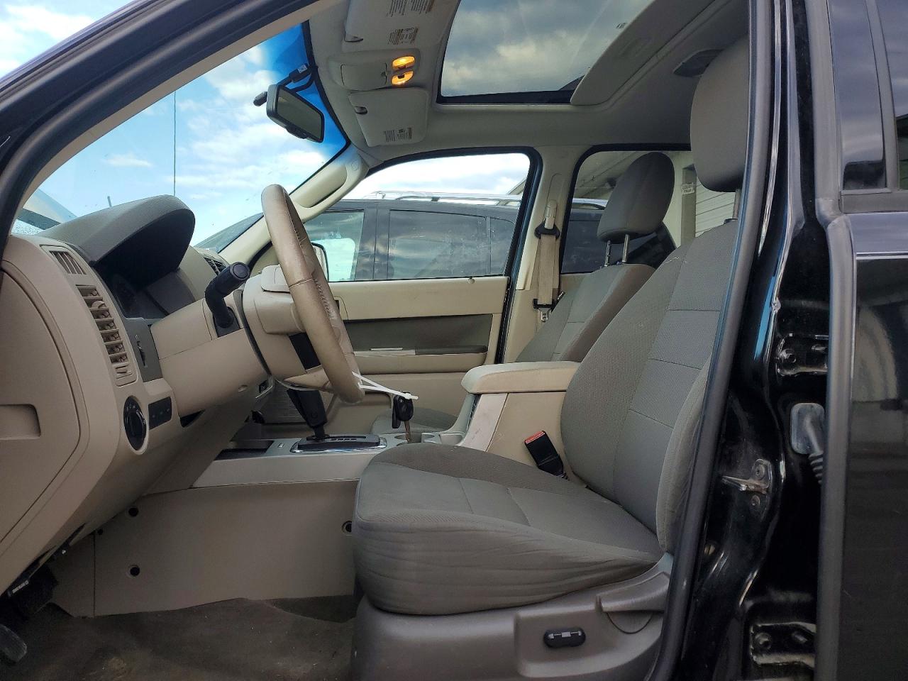 2009 Ford Escape Xlt Black vin: 1FMCU03759KA45121