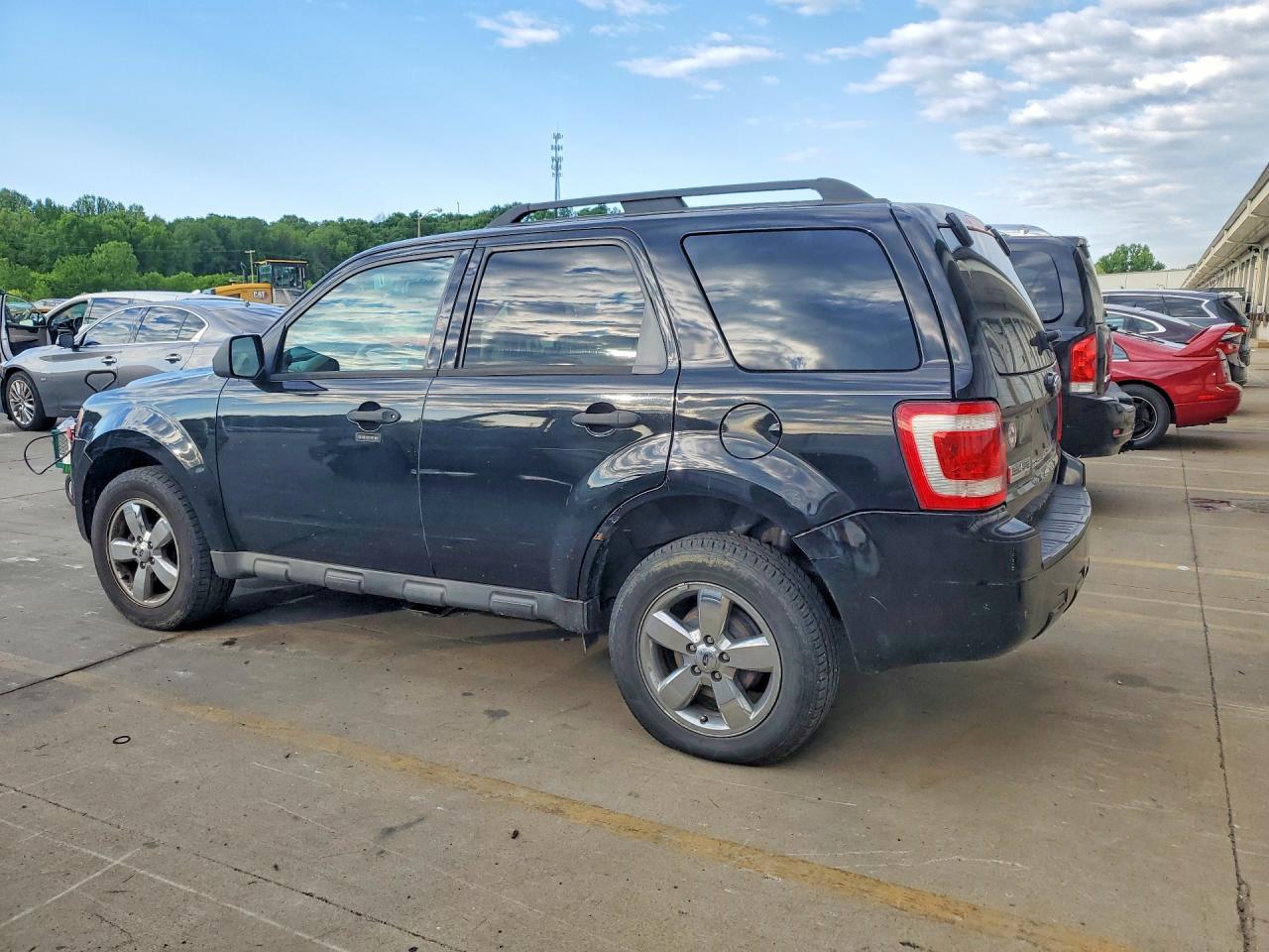 2009 Ford Escape Xlt Black vin: 1FMCU03759KA45121