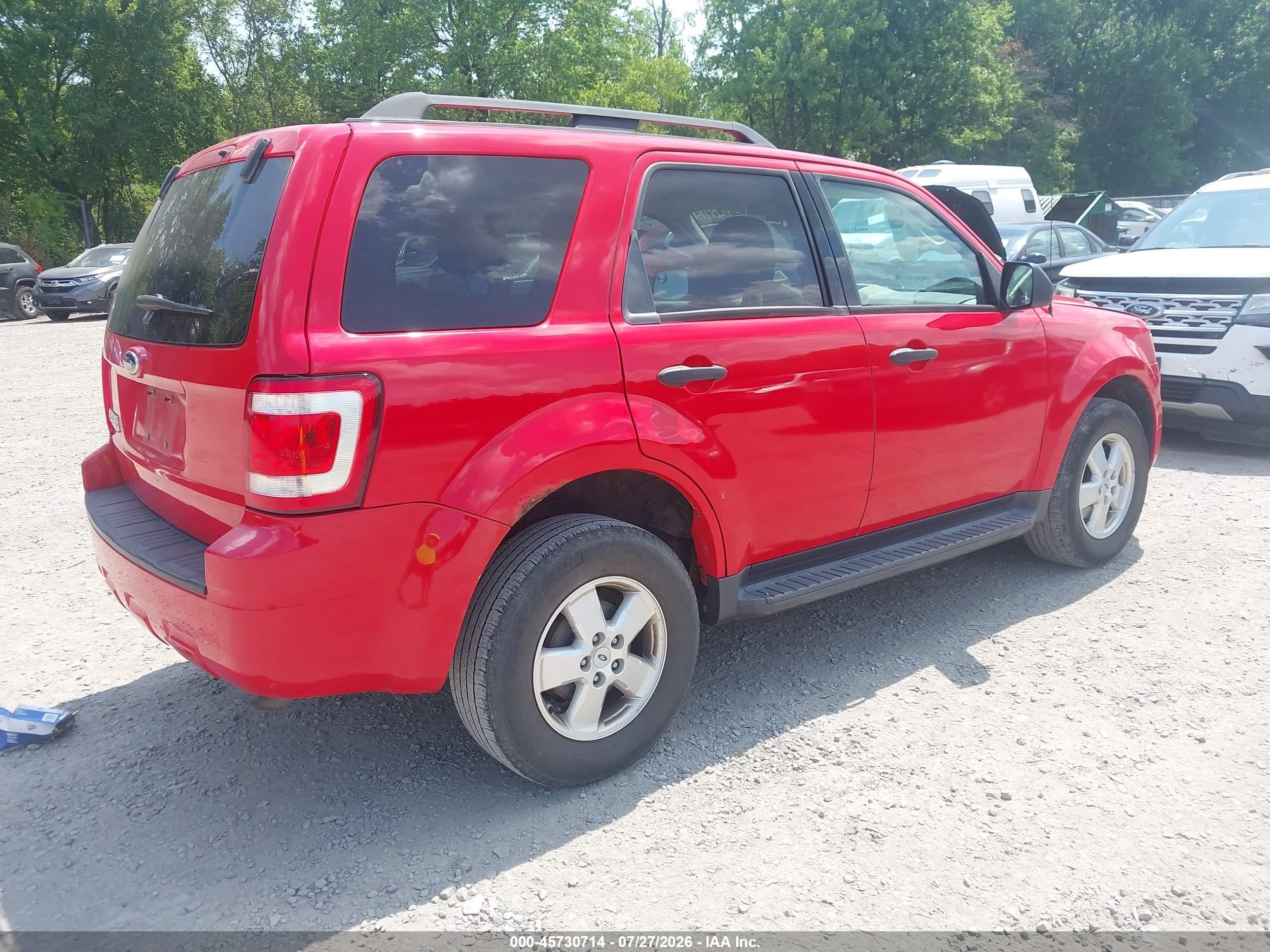 2009 Ford Escape Xlt Красный vin: 1FMCU03759KA92083