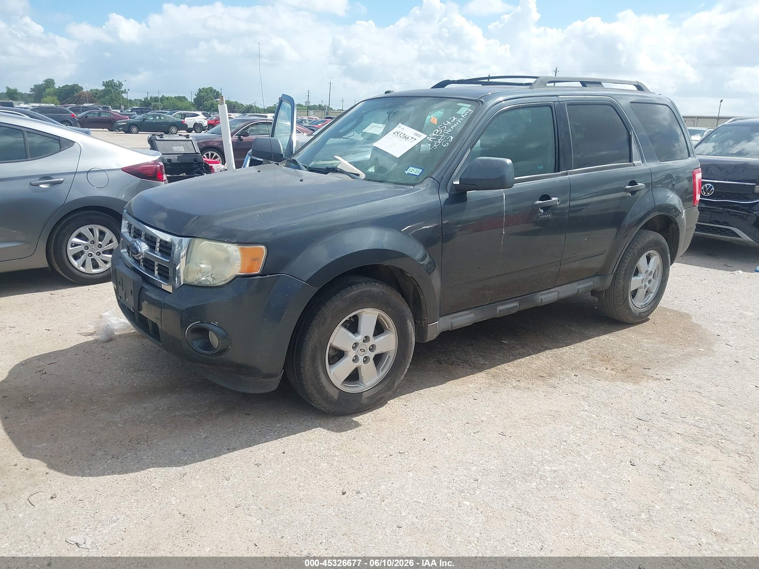 2009 Ford Escape Xlt Gray vin: 1FMCU03759KA93542