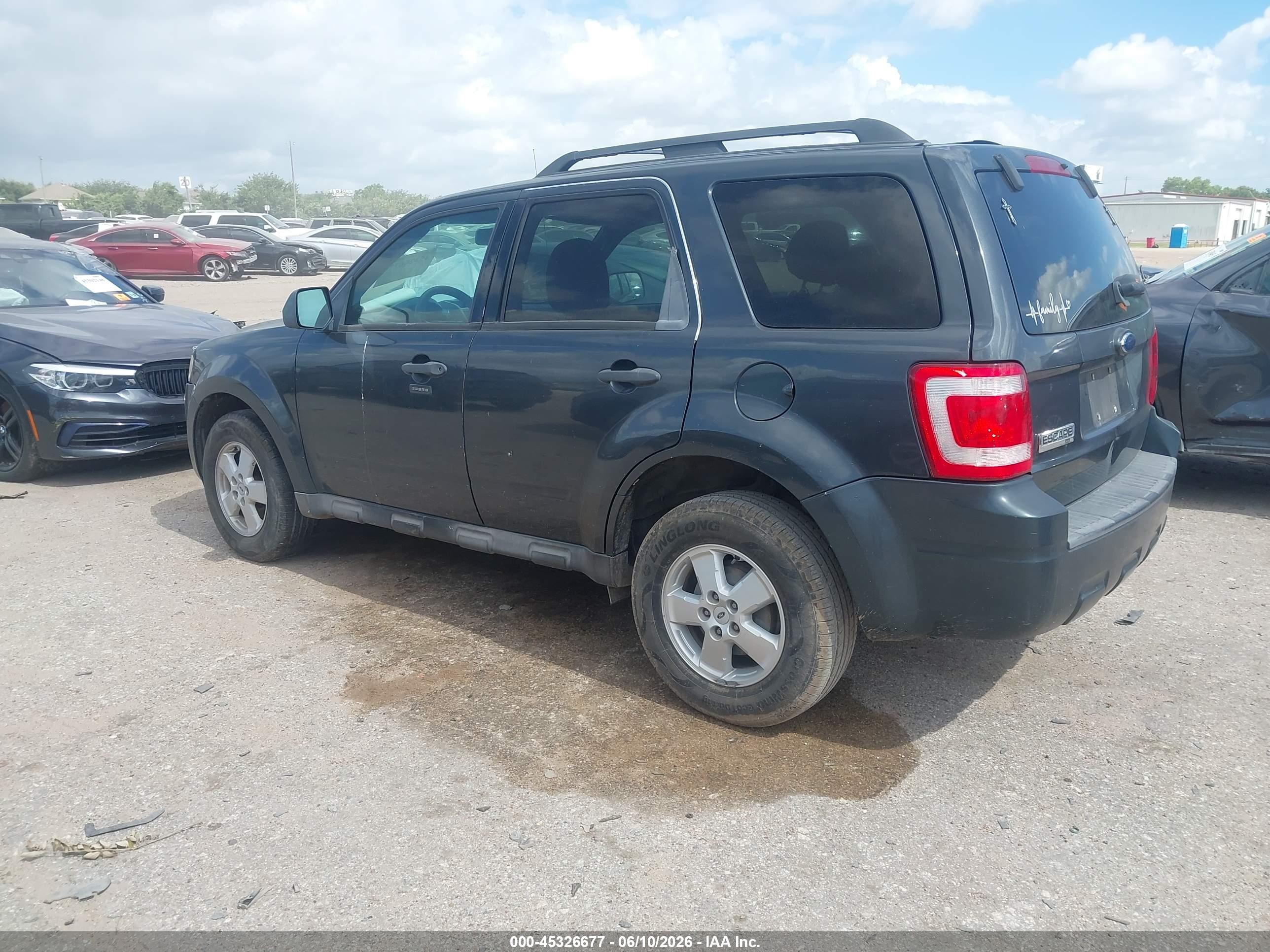 2009 Ford Escape Xlt Gray vin: 1FMCU03759KA93542
