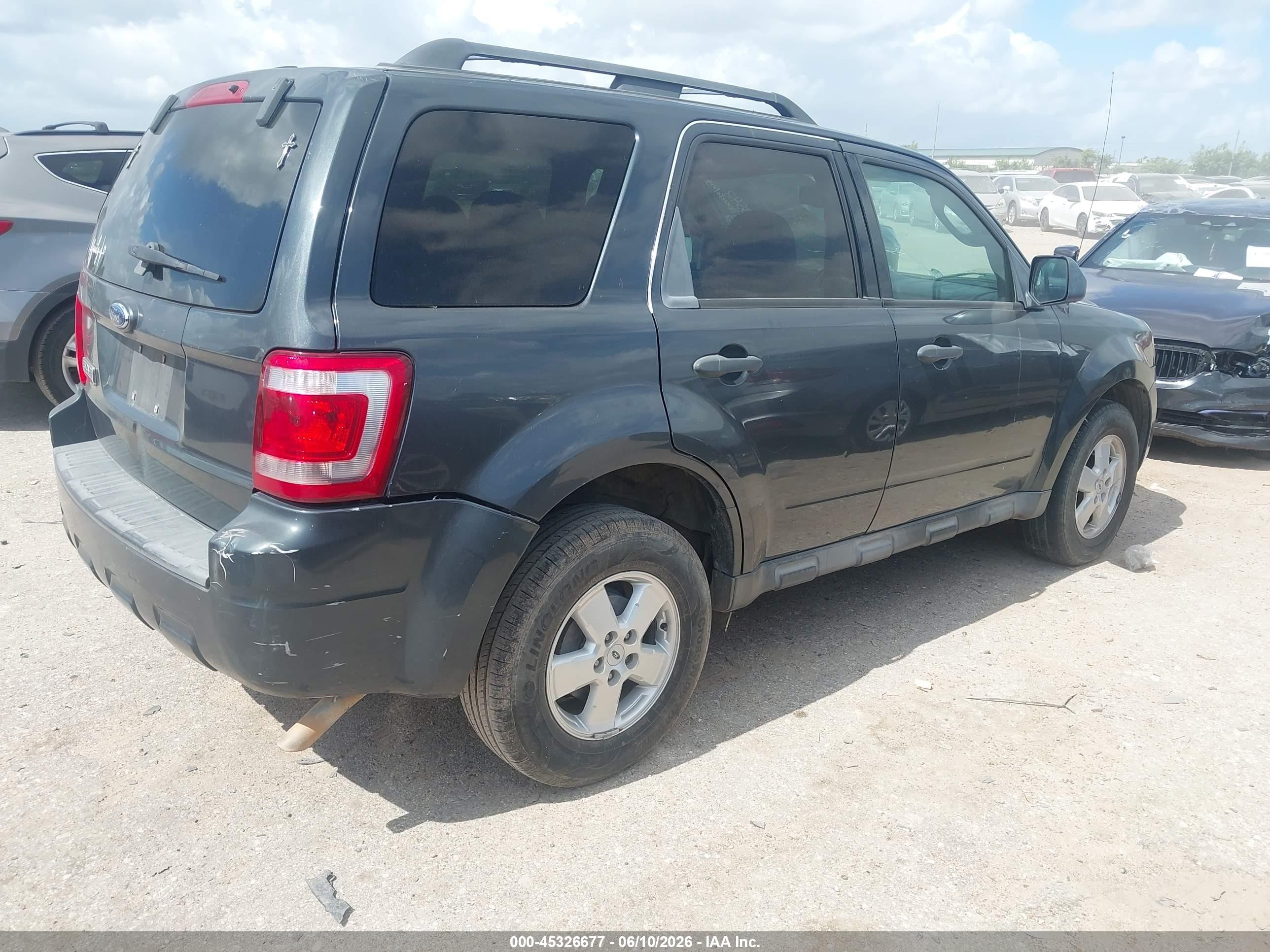 2009 Ford Escape Xlt Gray vin: 1FMCU03759KA93542