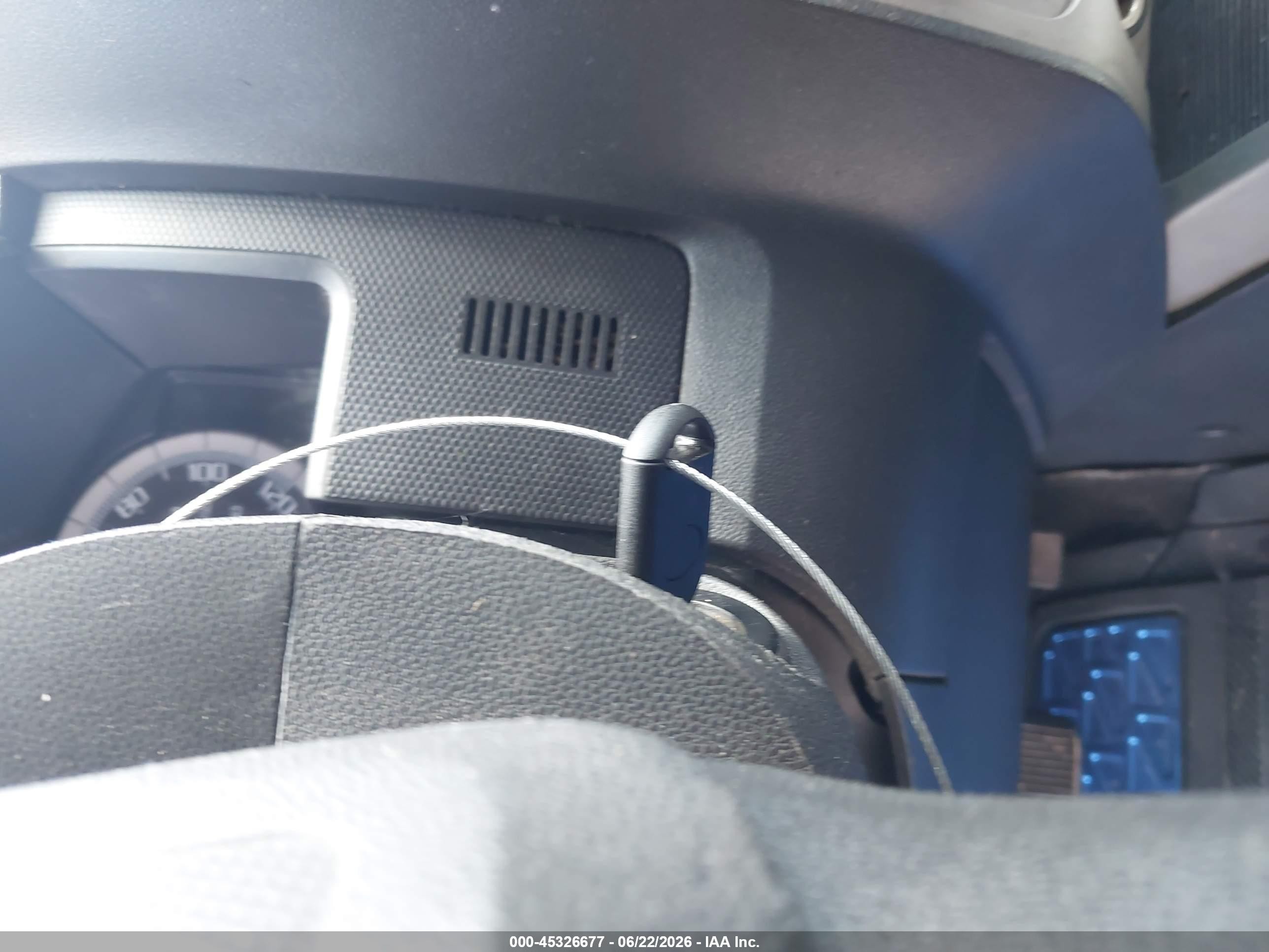 2009 Ford Escape Xlt Gray vin: 1FMCU03759KA93542