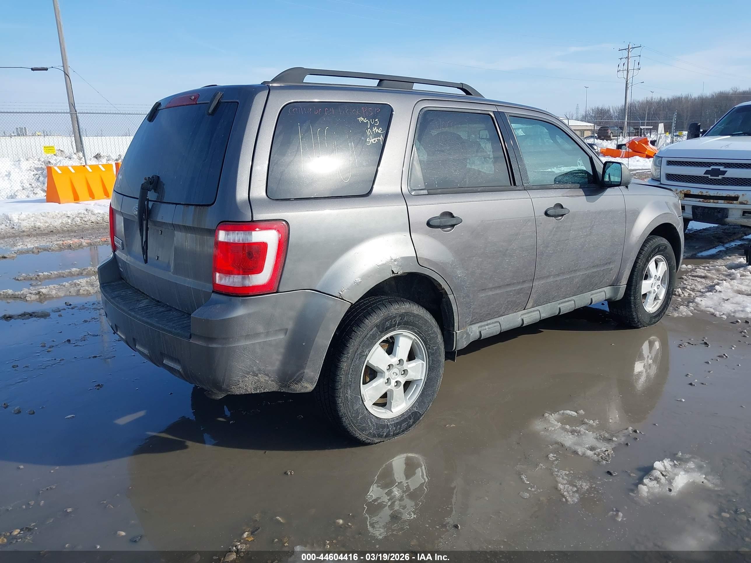 2009 Ford Escape Xlt Gray vin: 1FMCU03759KC59039