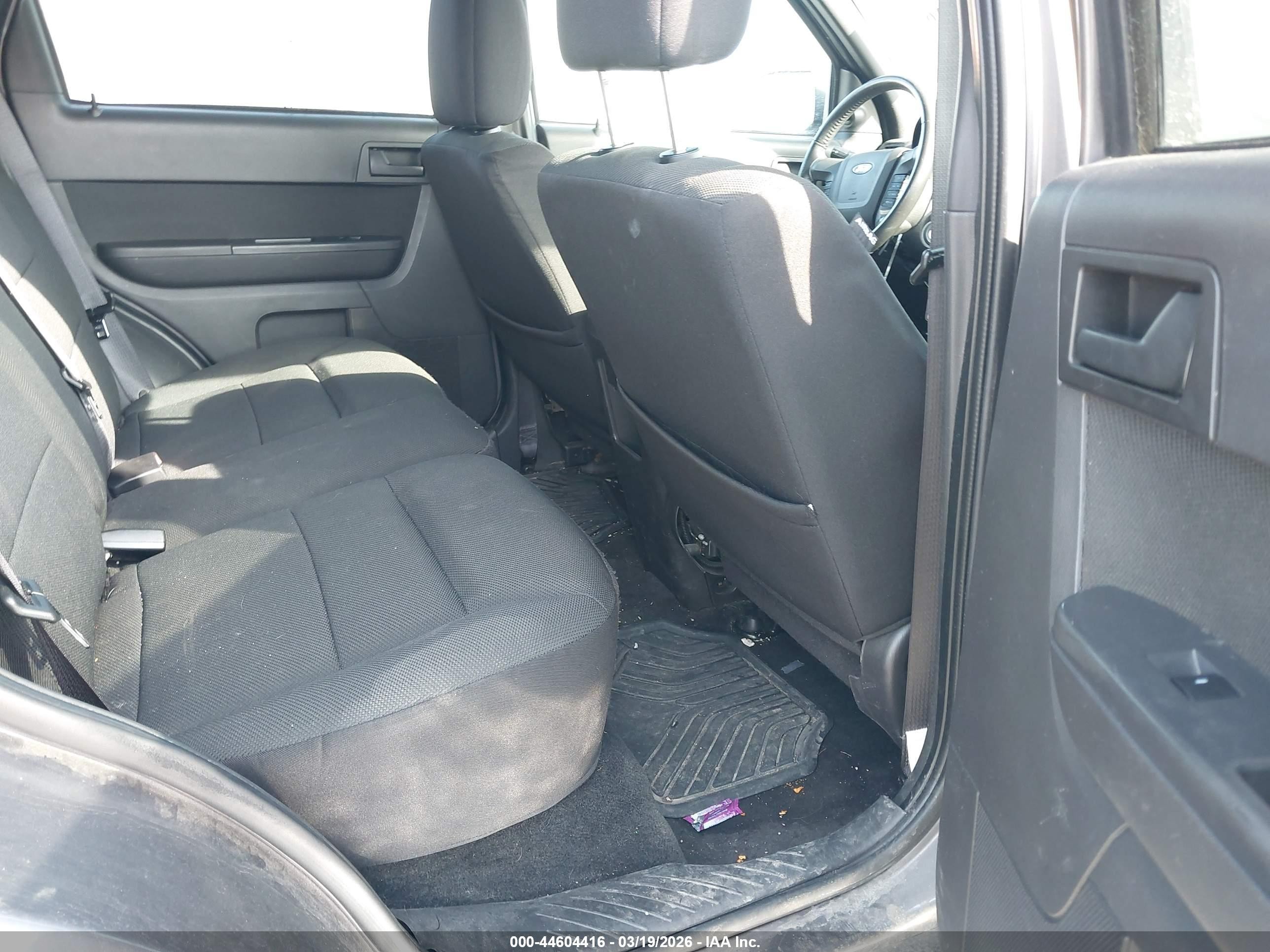 2009 Ford Escape Xlt Gray vin: 1FMCU03759KC59039