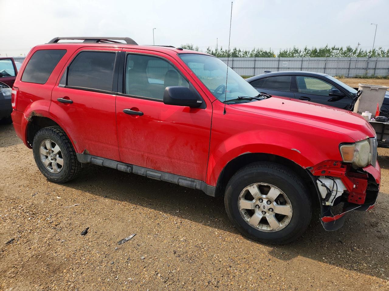 2009 Ford Escape Xlt Red vin: 1FMCU03769KA90696
