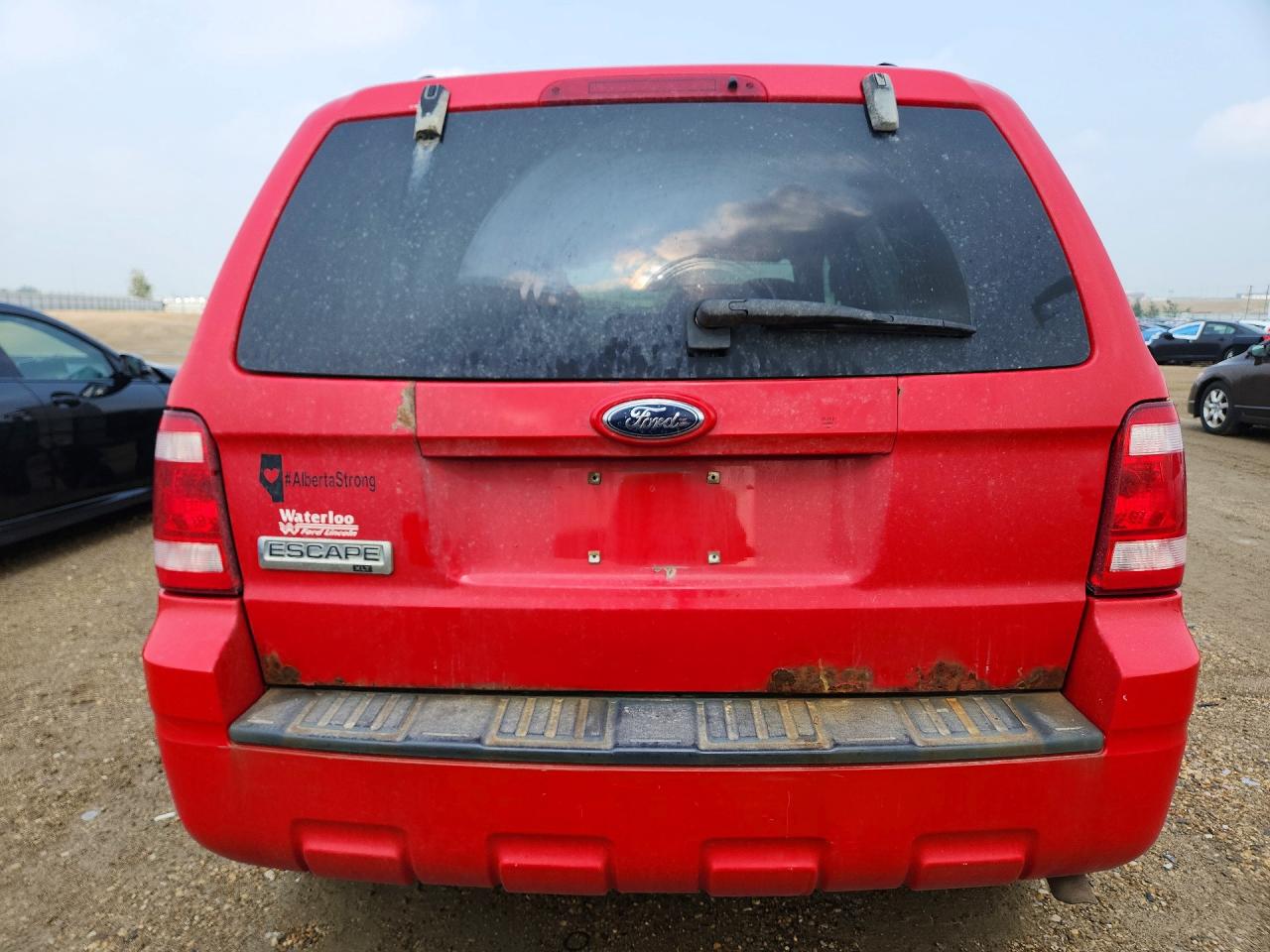 2009 Ford Escape Xlt Red vin: 1FMCU03769KA90696