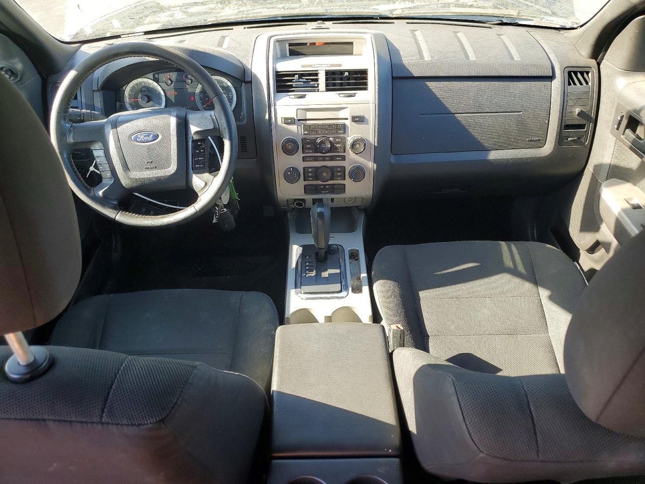 2009 Ford Escape Xlt Blue vin: 1FMCU03769KB28671