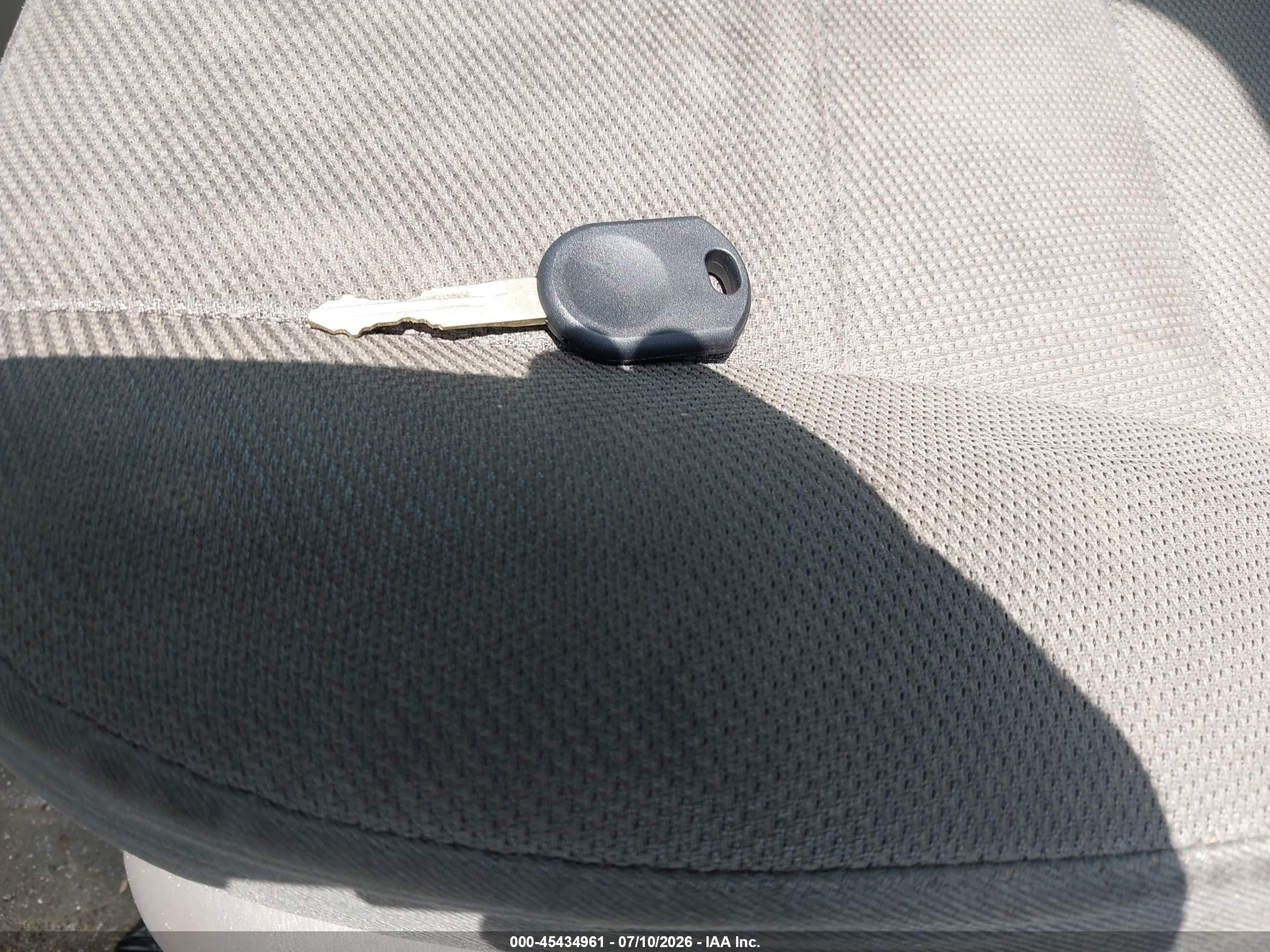 2009 Ford Escape Xlt Silver vin: 1FMCU03769KB63257