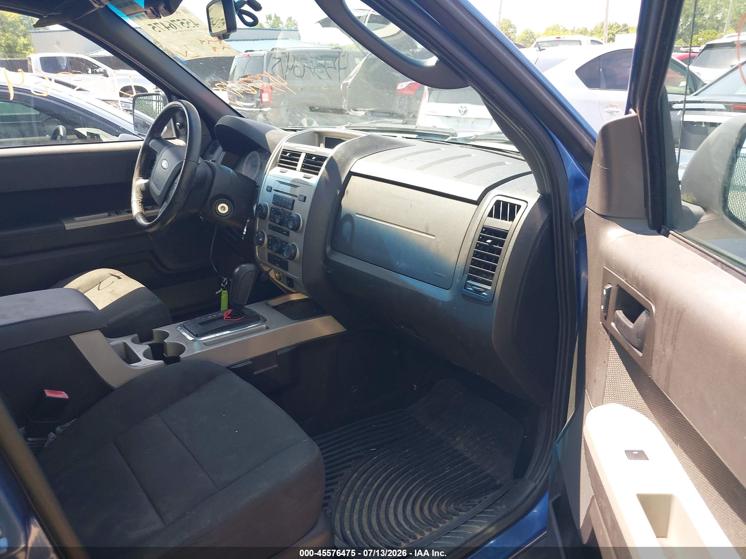 2009 Ford Escape Xlt Синий vin: 1FMCU03769KC46901