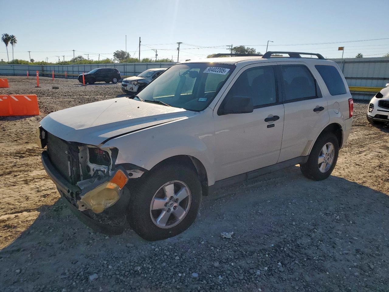 2009 Ford Escape Xlt White vin: 1FMCU03779KA25761