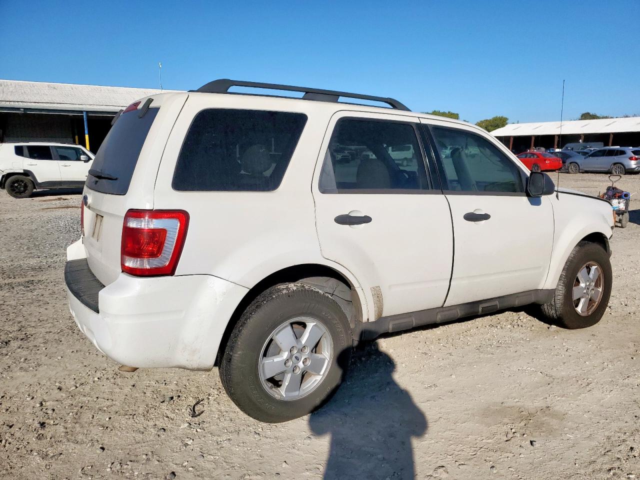 2009 Ford Escape Xlt White vin: 1FMCU03779KA25761
