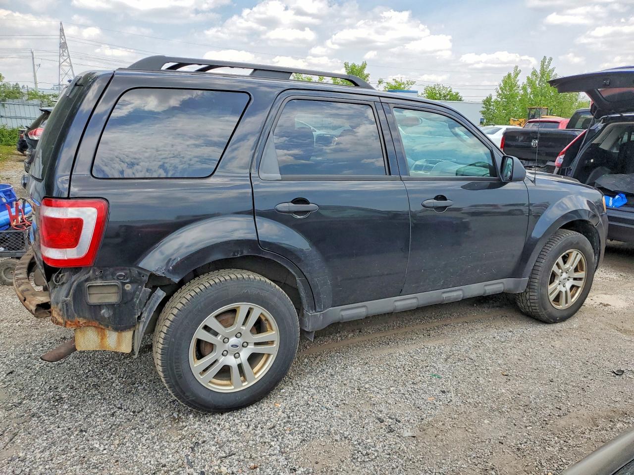 2009 Ford Escape Xlt Black vin: 1FMCU03779KA48490