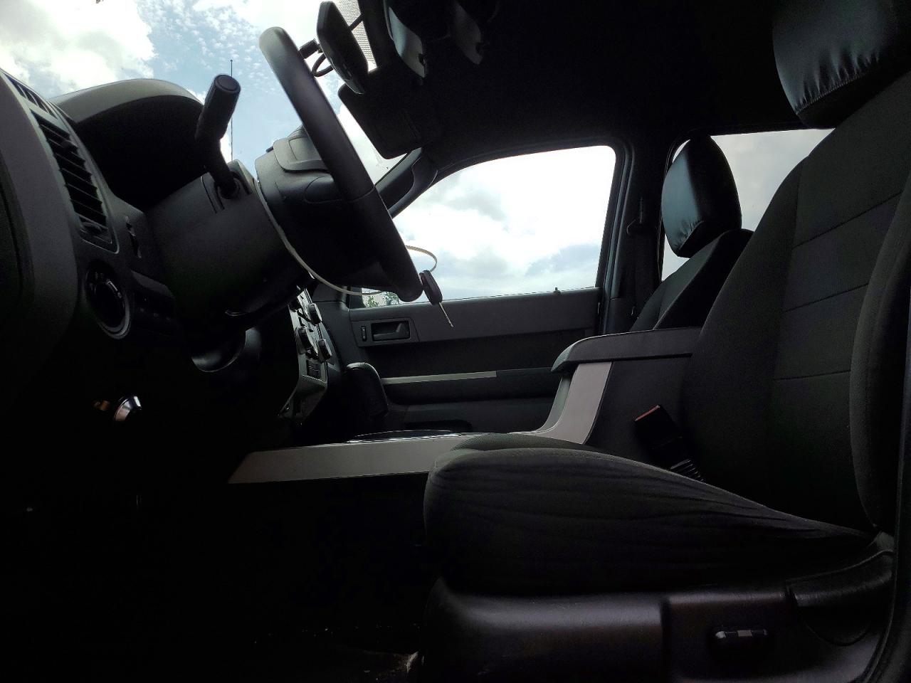 2009 Ford Escape Xlt Black vin: 1FMCU03779KA48490