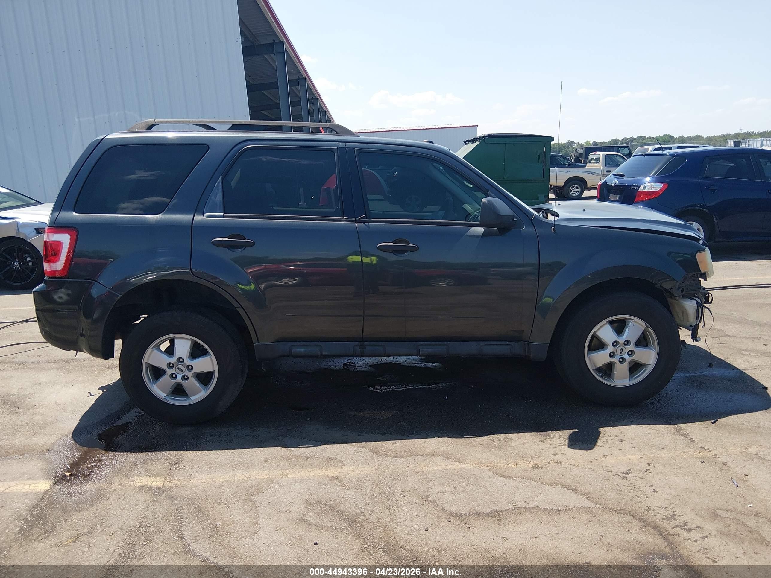2009 Ford Escape Xlt Gray vin: 1FMCU03779KC30898