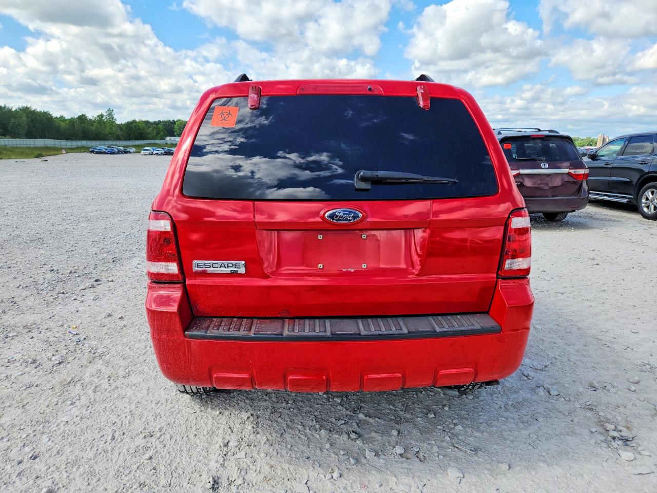 2009 Ford Escape Xlt Red vin: 1FMCU03799KA25843