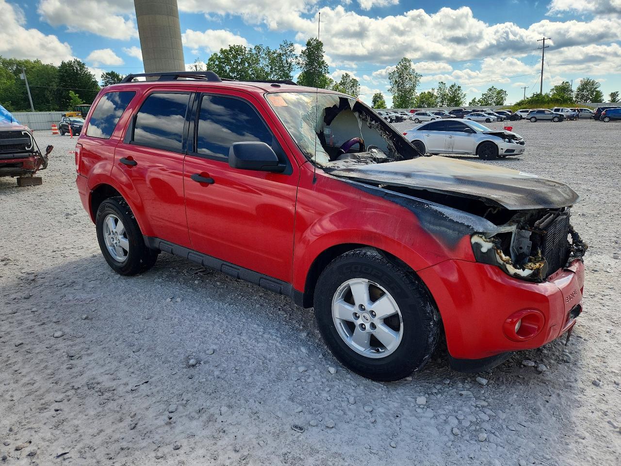 2009 Ford Escape Xlt Red vin: 1FMCU03799KA25843