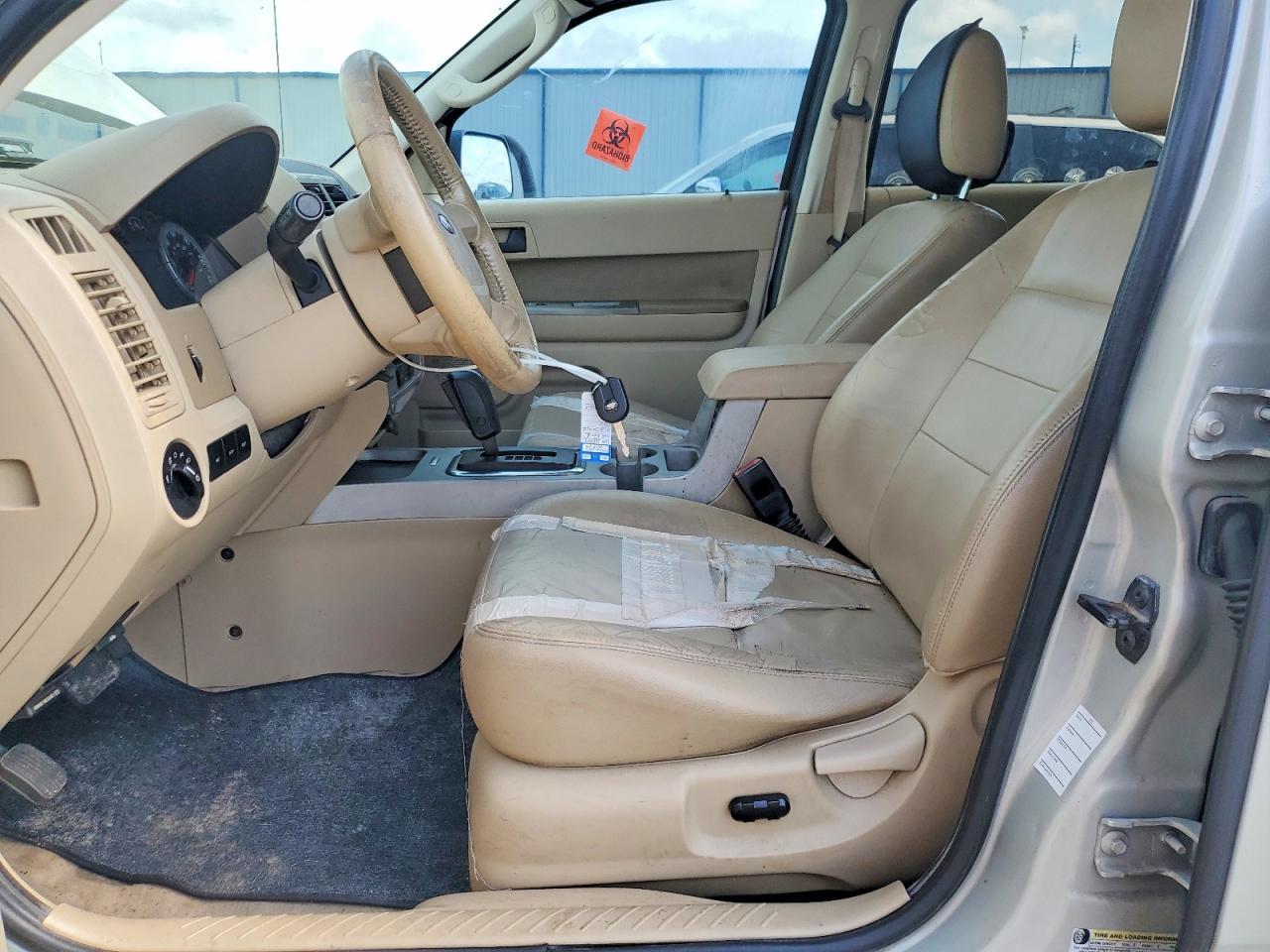 2009 Ford Escape Xlt Beige vin: 1FMCU03799KA36664
