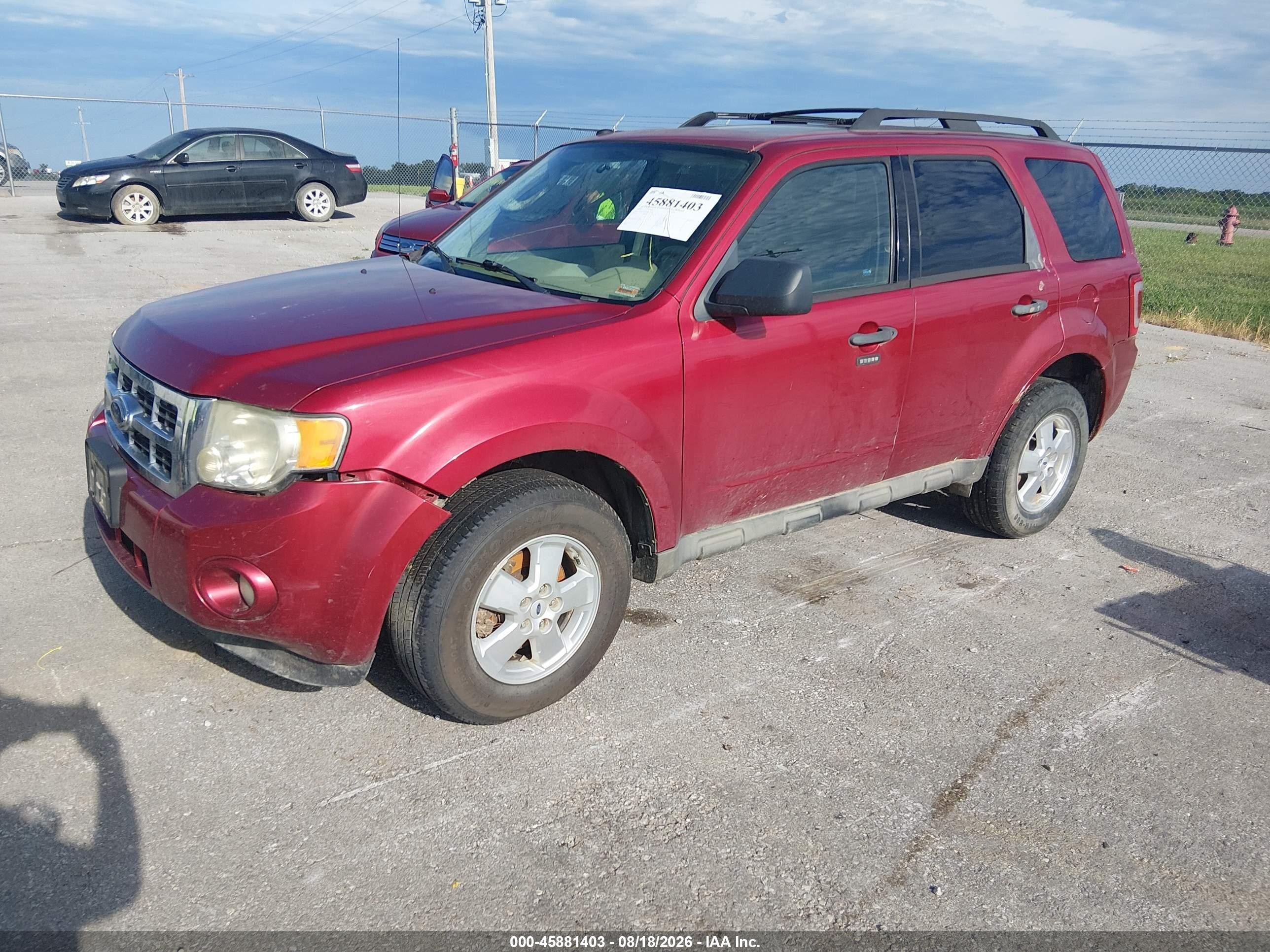 2009 Ford Escape Xlt Red vin: 1FMCU03799KA50466