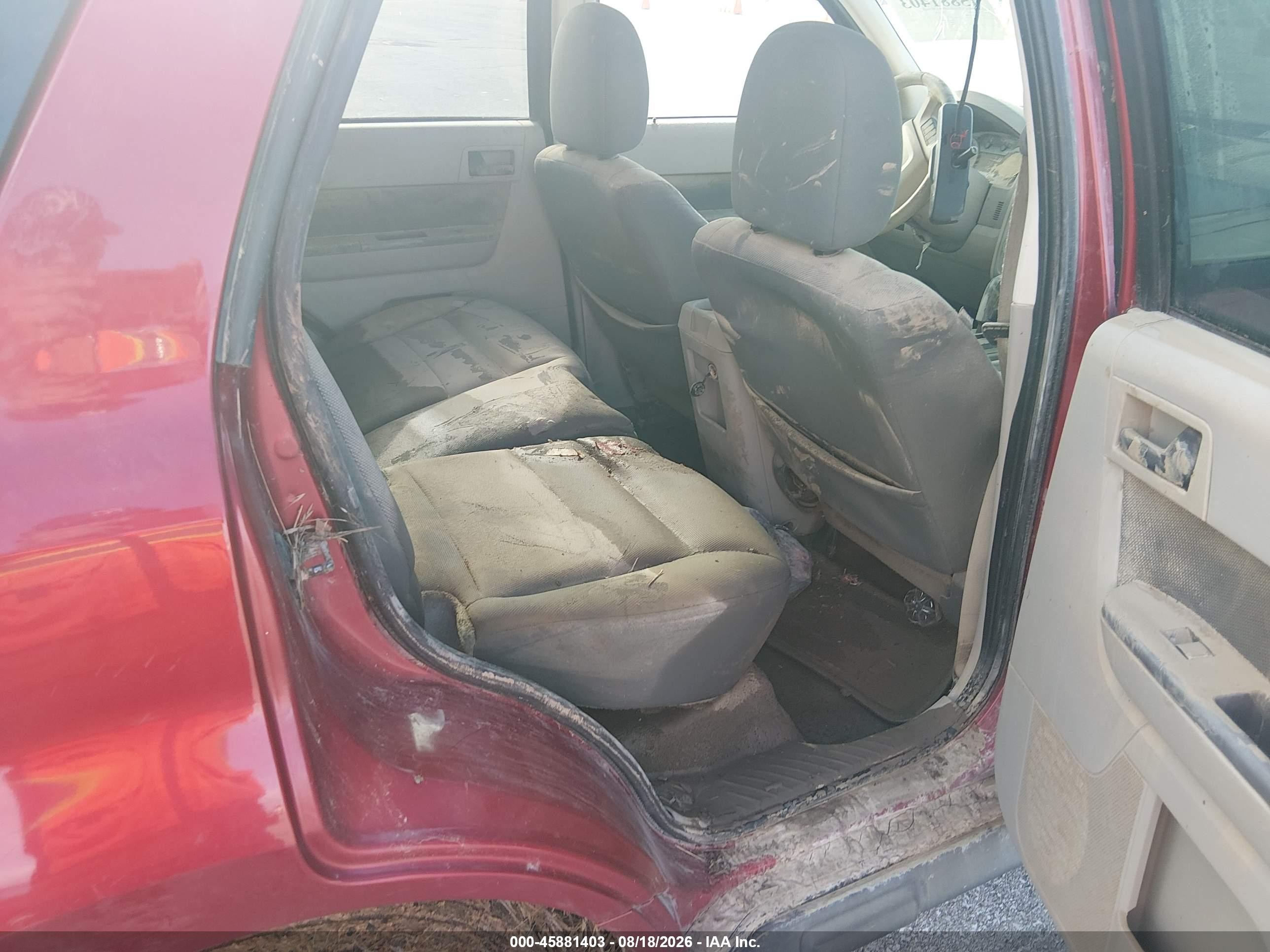 2009 Ford Escape Xlt Red vin: 1FMCU03799KA50466