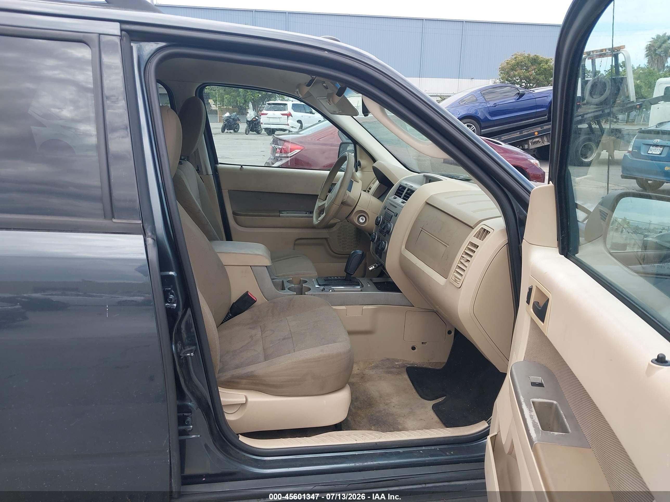 2009 Ford Escape Xlt Green vin: 1FMCU03799KB19950