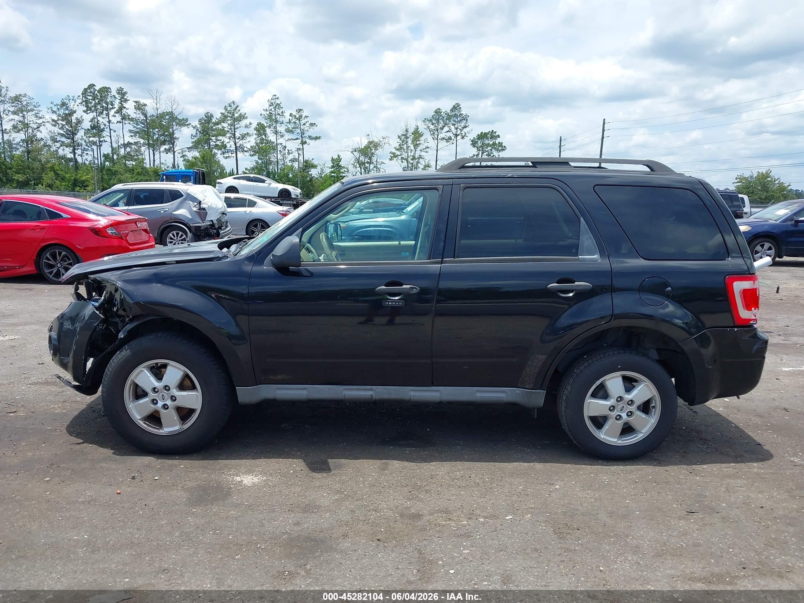 2009 Ford Escape Xlt Black vin: 1FMCU03799KB27661