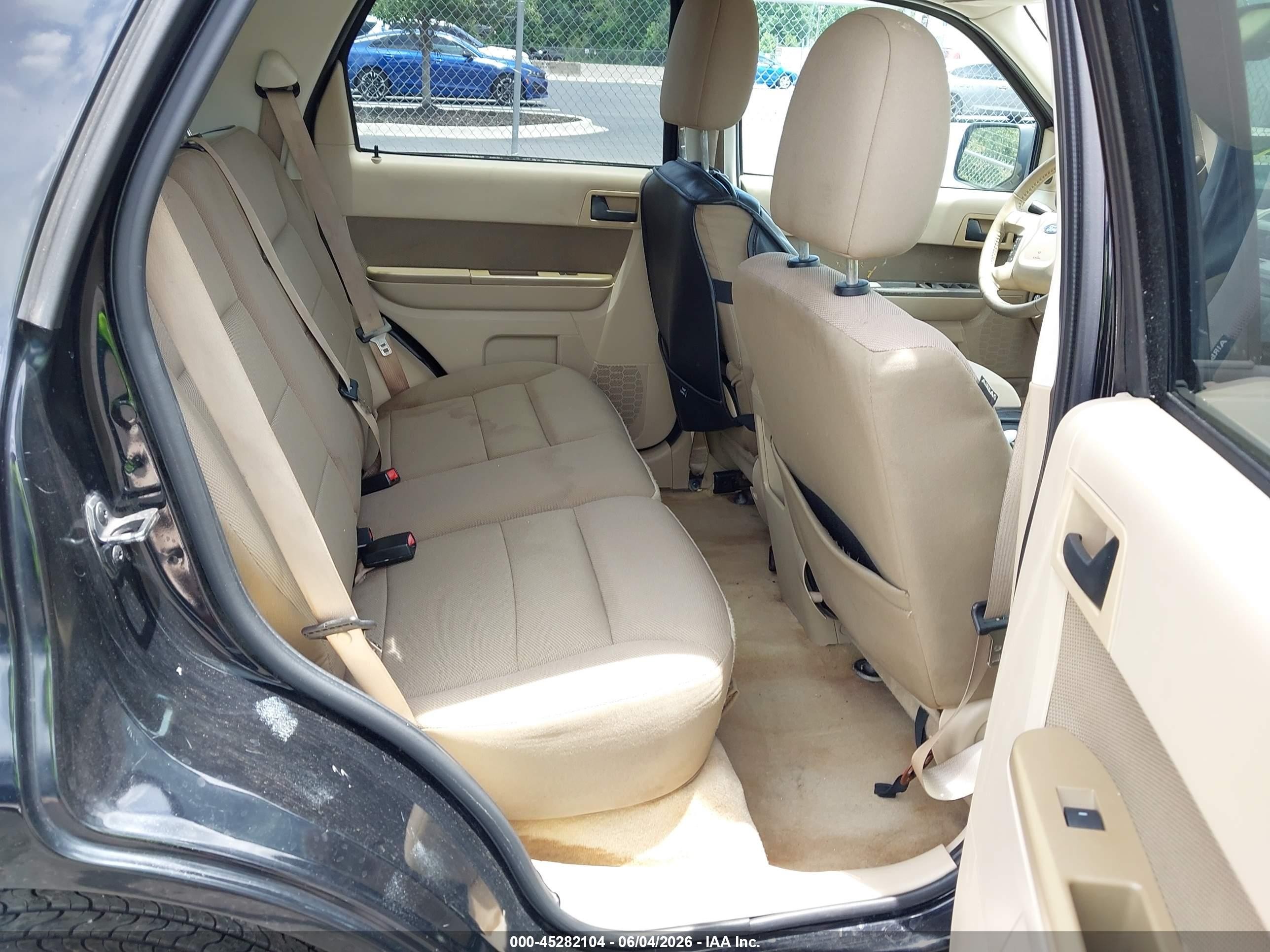 2009 Ford Escape Xlt Black vin: 1FMCU03799KB27661