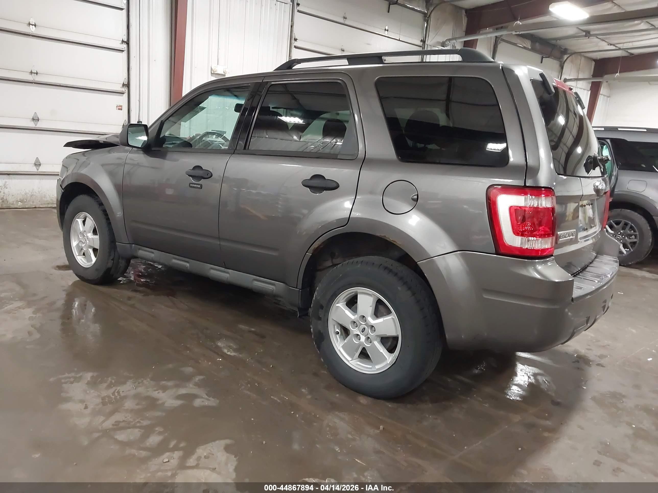 2009 Ford Escape Xlt Gray vin: 1FMCU037X9KA58446