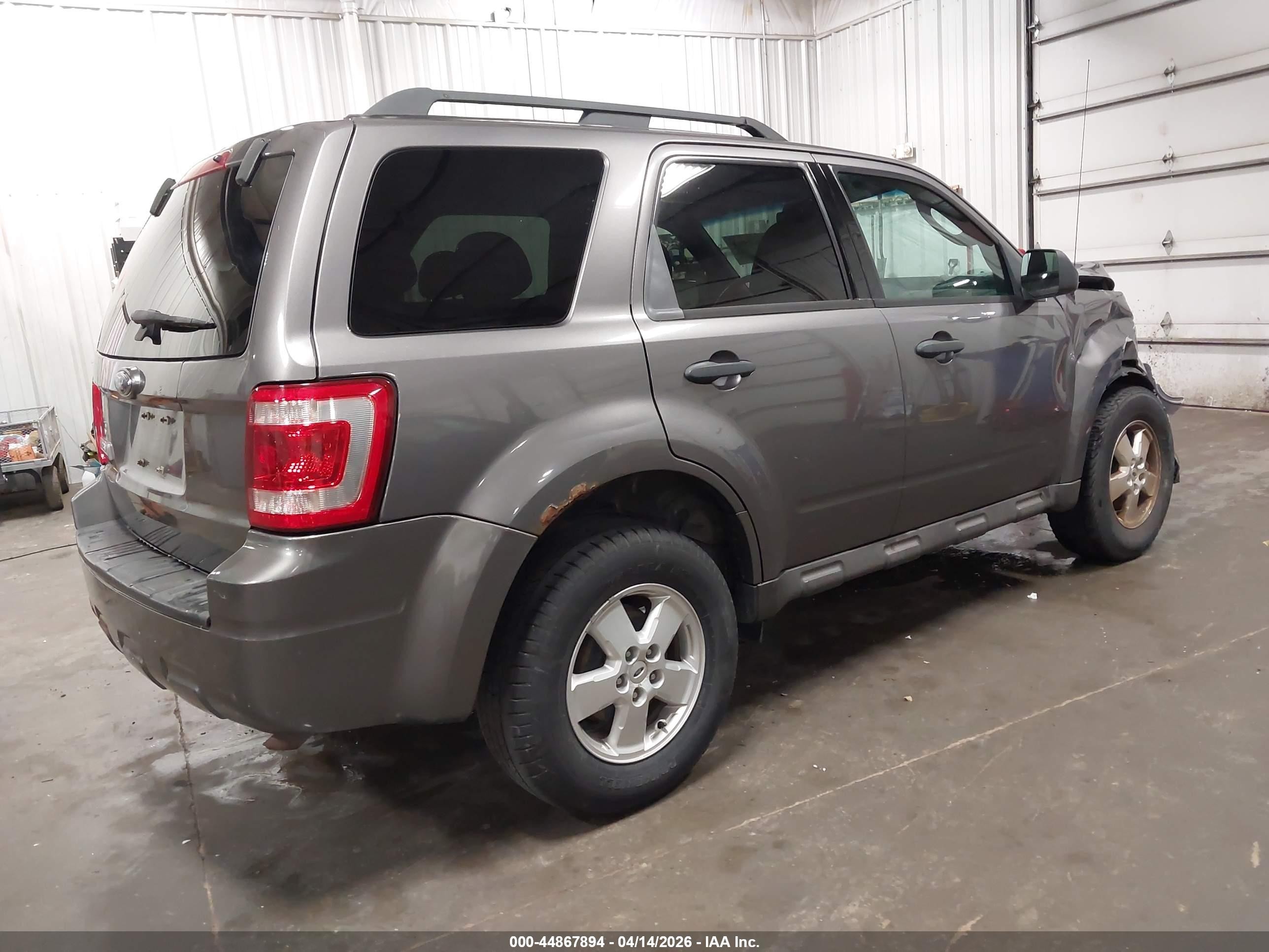 2009 Ford Escape Xlt Gray vin: 1FMCU037X9KA58446