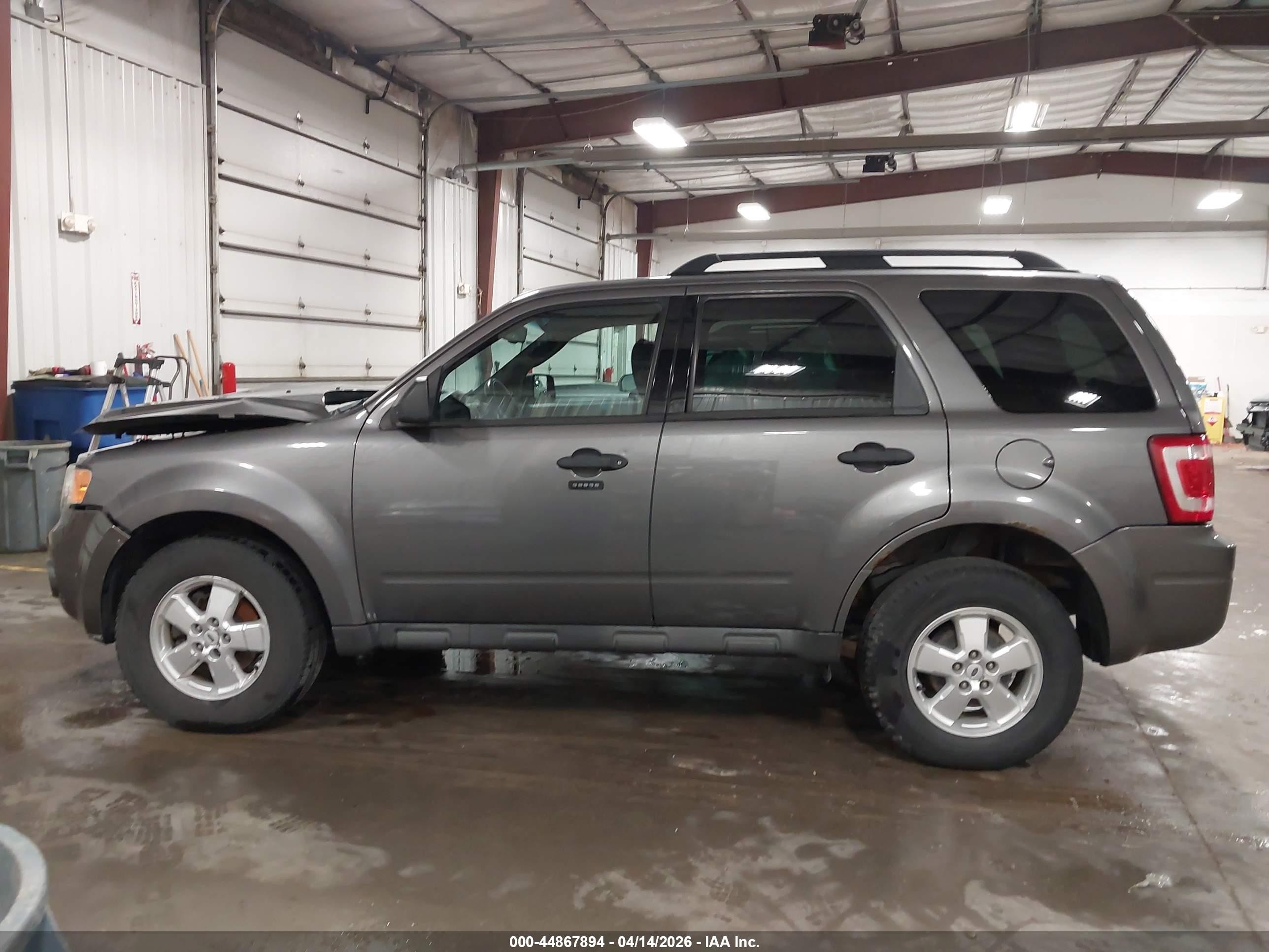 2009 Ford Escape Xlt Gray vin: 1FMCU037X9KA58446