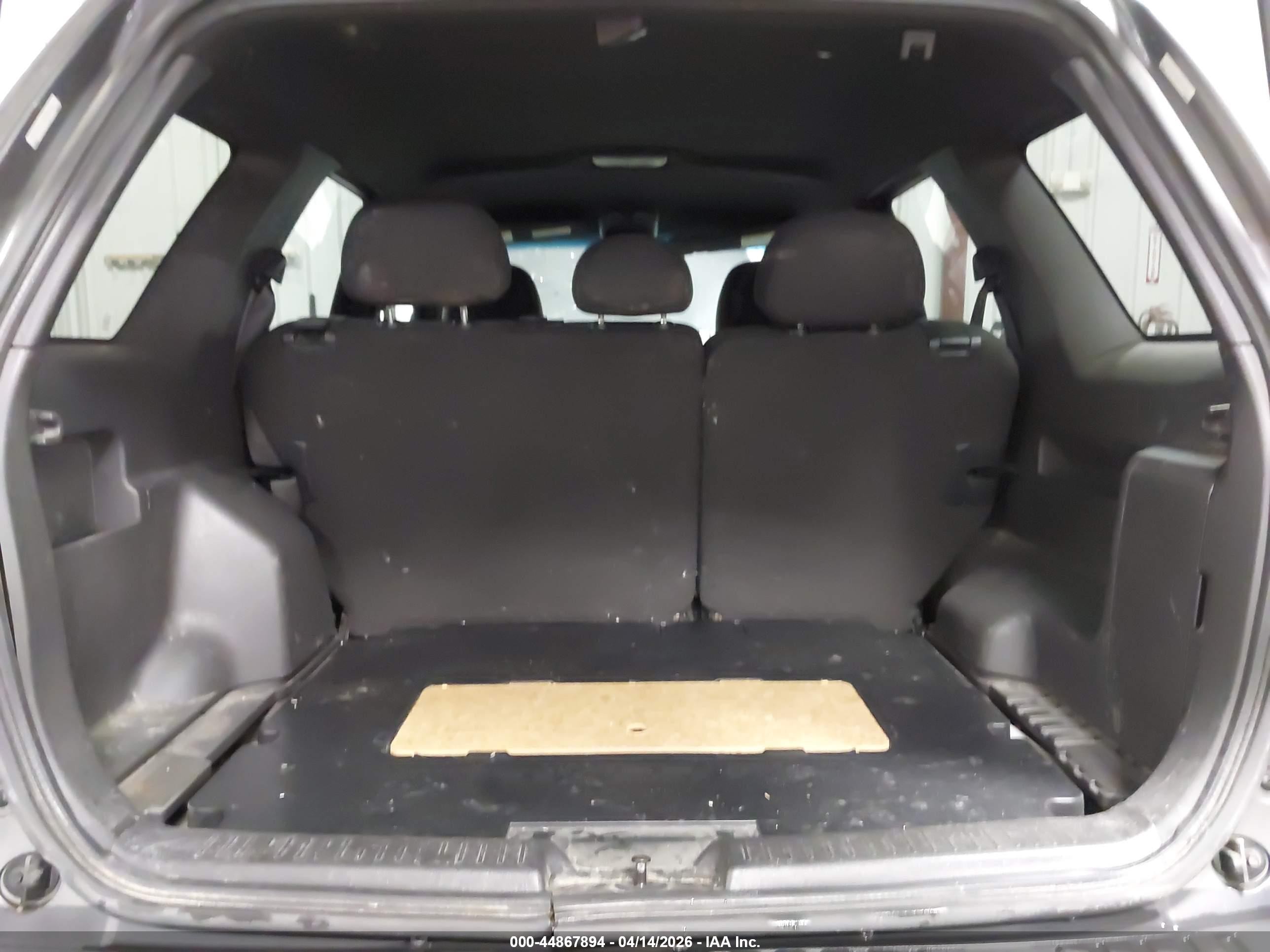2009 Ford Escape Xlt Gray vin: 1FMCU037X9KA58446