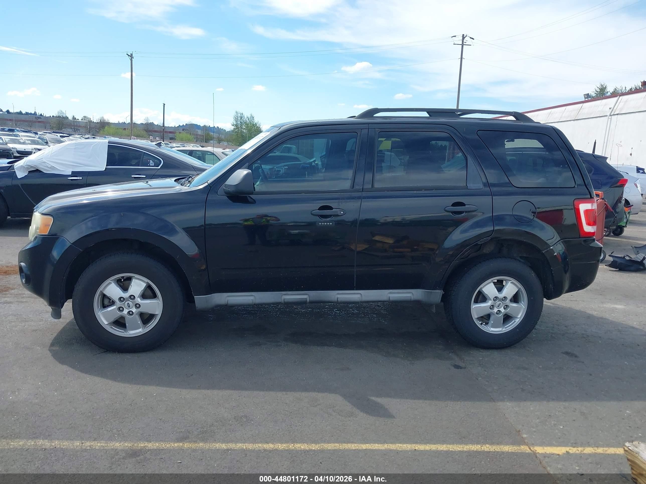 2009 Ford Escape Xlt Black vin: 1FMCU037X9KB28365